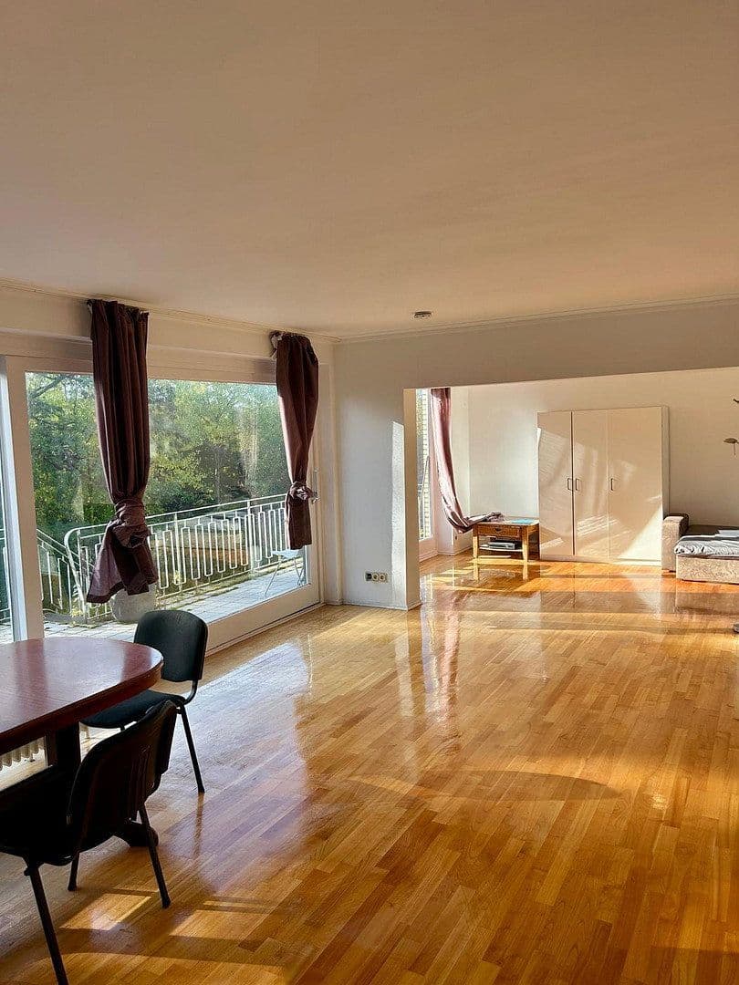 Pronájem bytu 4+kk 155 m², Gartenstraße 15, Bad Segeberg, Šlesvicko-Holštýnsko Pronájem bytu 4+kk 155 m², Gartenstraße 15, Bad Segeberg, Šlesvicko-Holštýnsko