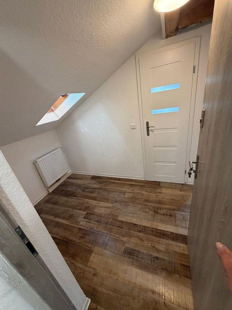 Pronájem bytu 2+1 42 m², Blaubeurer Str. 64, Ulm, Bádensko-Württembersko Pronájem bytu 2+1 42 m², Blaubeurer Str. 64, Ulm, Bádensko-Württembersko