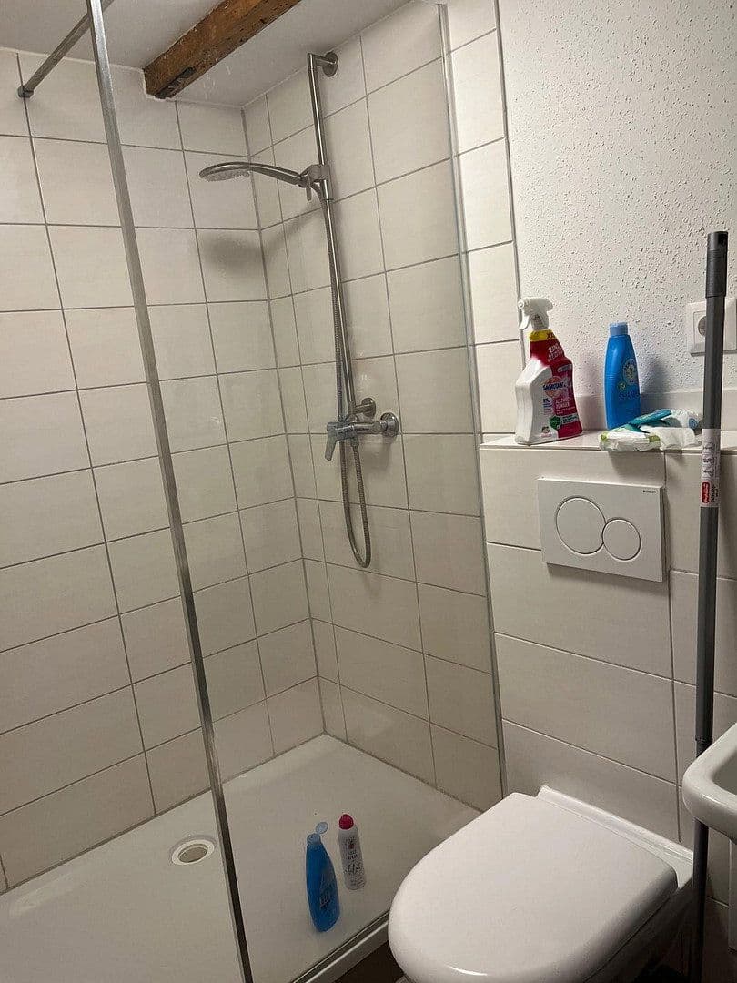 Pronájem bytu 2+1 42 m², Blaubeurer Str. 64, Ulm, Bádensko-Württembersko Pronájem bytu 2+1 42 m², Blaubeurer Str. 64, Ulm, Bádensko-Württembersko