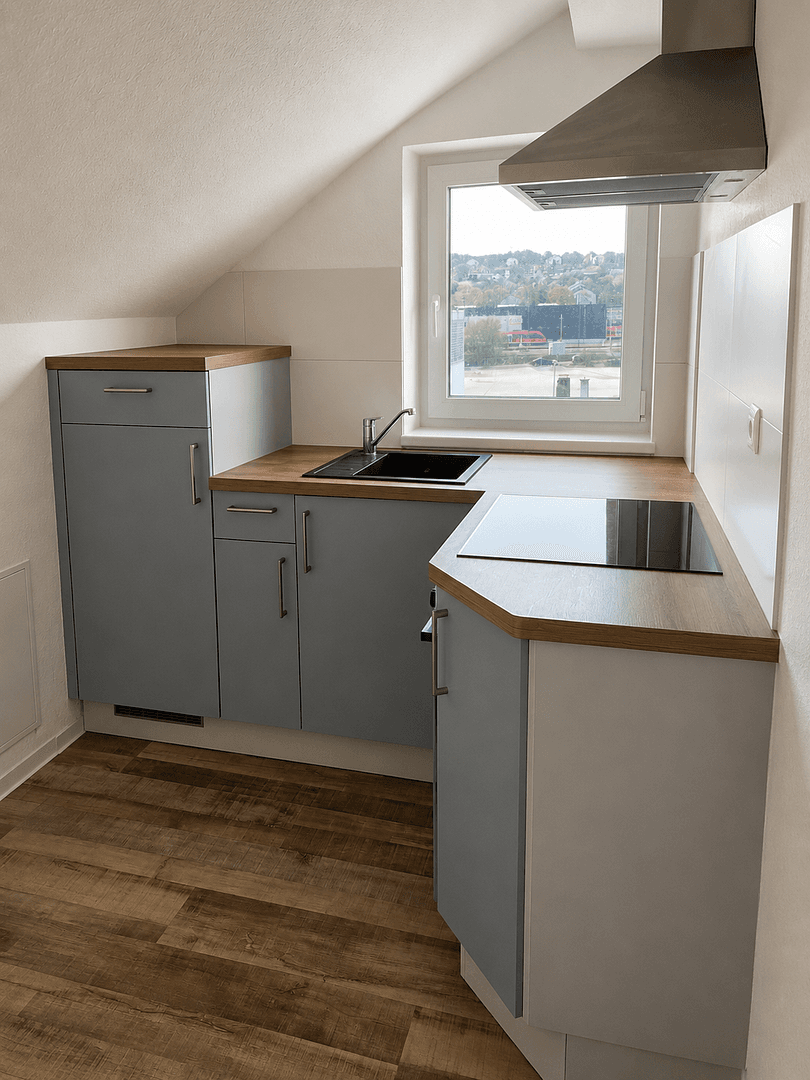 Pronájem bytu 2+1 42 m², Blaubeurer Str. 64, Ulm, Bádensko-Württembersko Pronájem bytu 2+1 42 m², Blaubeurer Str. 64, Ulm, Bádensko-Württembersko