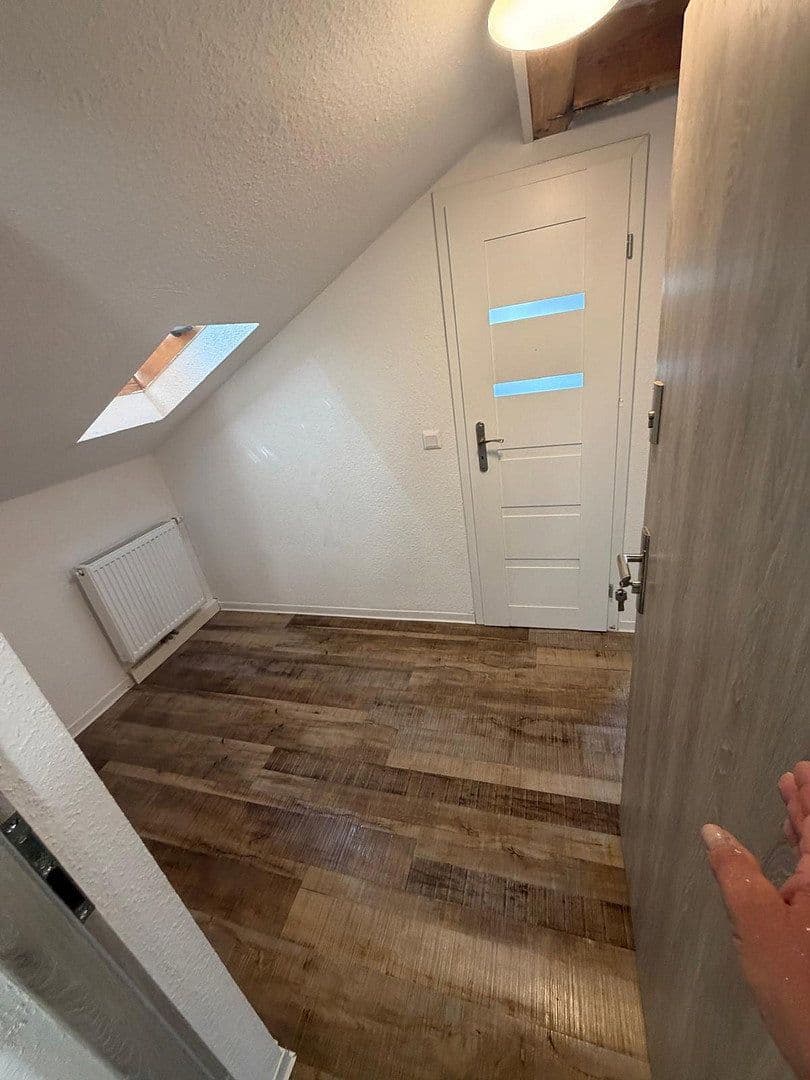 Pronájem bytu 2+1 42 m², Blaubeurer Str. 64, Ulm, Bádensko-Württembersko Pronájem bytu 2+1 42 m², Blaubeurer Str. 64, Ulm, Bádensko-Württembersko