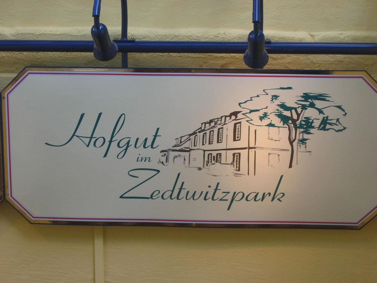 Prodej domu 810 m², pozemek 710 m², Rheingönheimerstraße 98, Ludwigshafen, Porýní-Falc Prodej domu 810 m², pozemek 710 m², Rheingönheimerstraße 98, Ludwigshafen, Porýní-Falc