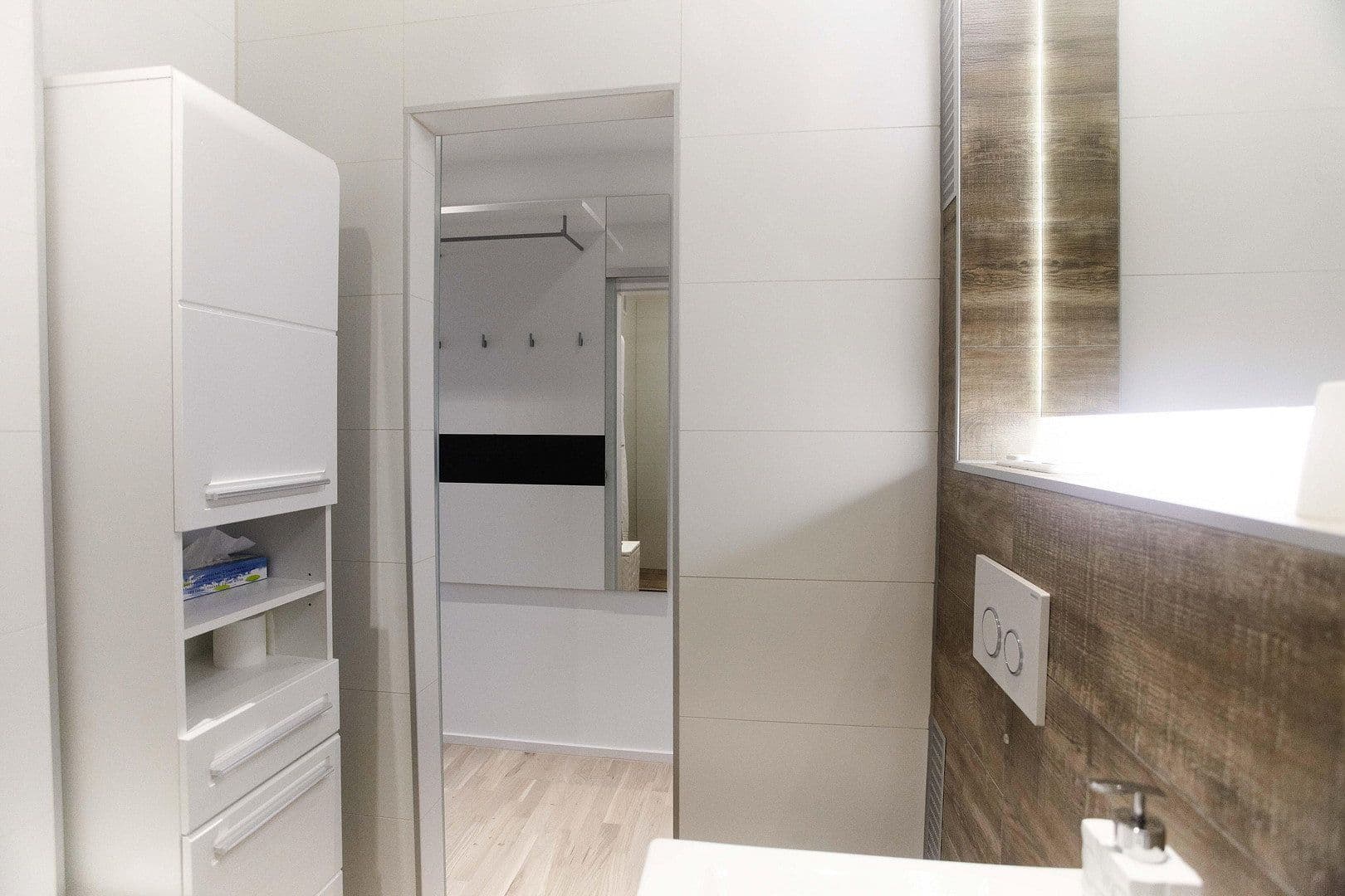 Pronájem bytu 1+1 32 m², Düsseldorfer Str. 7, München, Bavorsko Pronájem bytu 1+1 32 m², Düsseldorfer Str. 7, München, Bavorsko