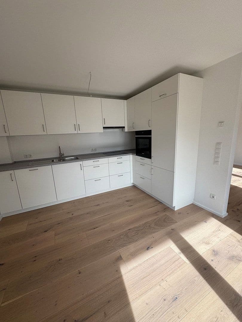Pronájem bytu 5+1 126 m², Taufkirchen, Bavorsko Pronájem bytu 5+1 126 m², Taufkirchen, Bavorsko