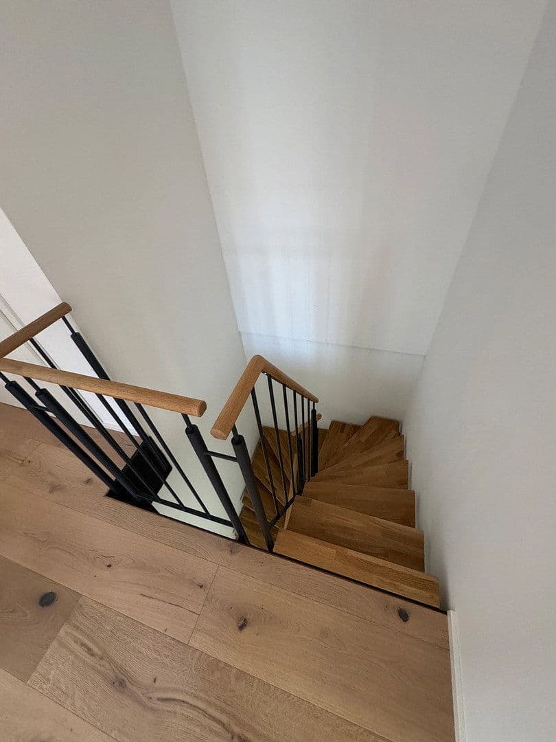 Pronájem bytu 5+1 126 m², Taufkirchen, Bavorsko Pronájem bytu 5+1 126 m², Taufkirchen, Bavorsko