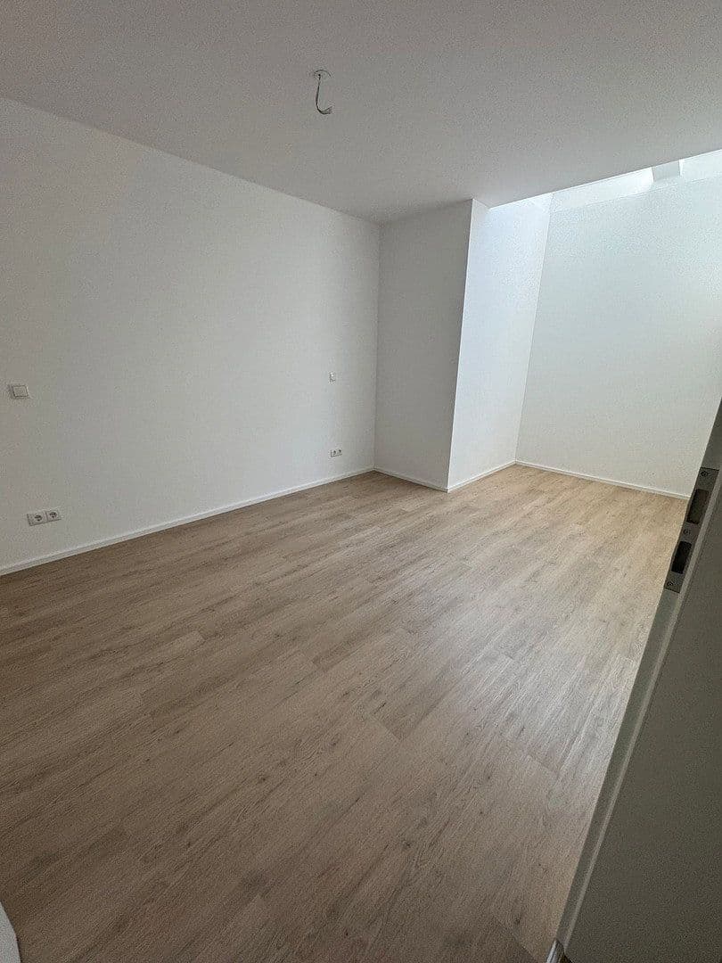 Pronájem bytu 5+1 126 m², Taufkirchen, Bavorsko Pronájem bytu 5+1 126 m², Taufkirchen, Bavorsko