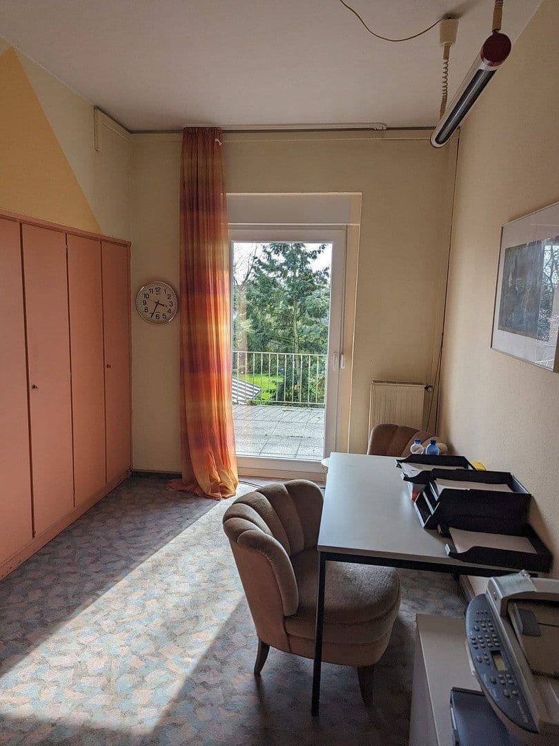 Pronájem kanceláře 139 m², Marl, Severní Porýní-Vestfálsko Pronájem kanceláře 139 m², Marl, Severní Porýní-Vestfálsko