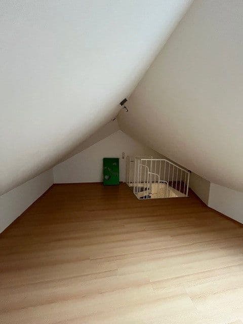 Pronájem bytu 2+1 53 m², Birkenstr. 1, Reichenbach, Sasko Pronájem bytu 2+1 53 m², Birkenstr. 1, Reichenbach, Sasko