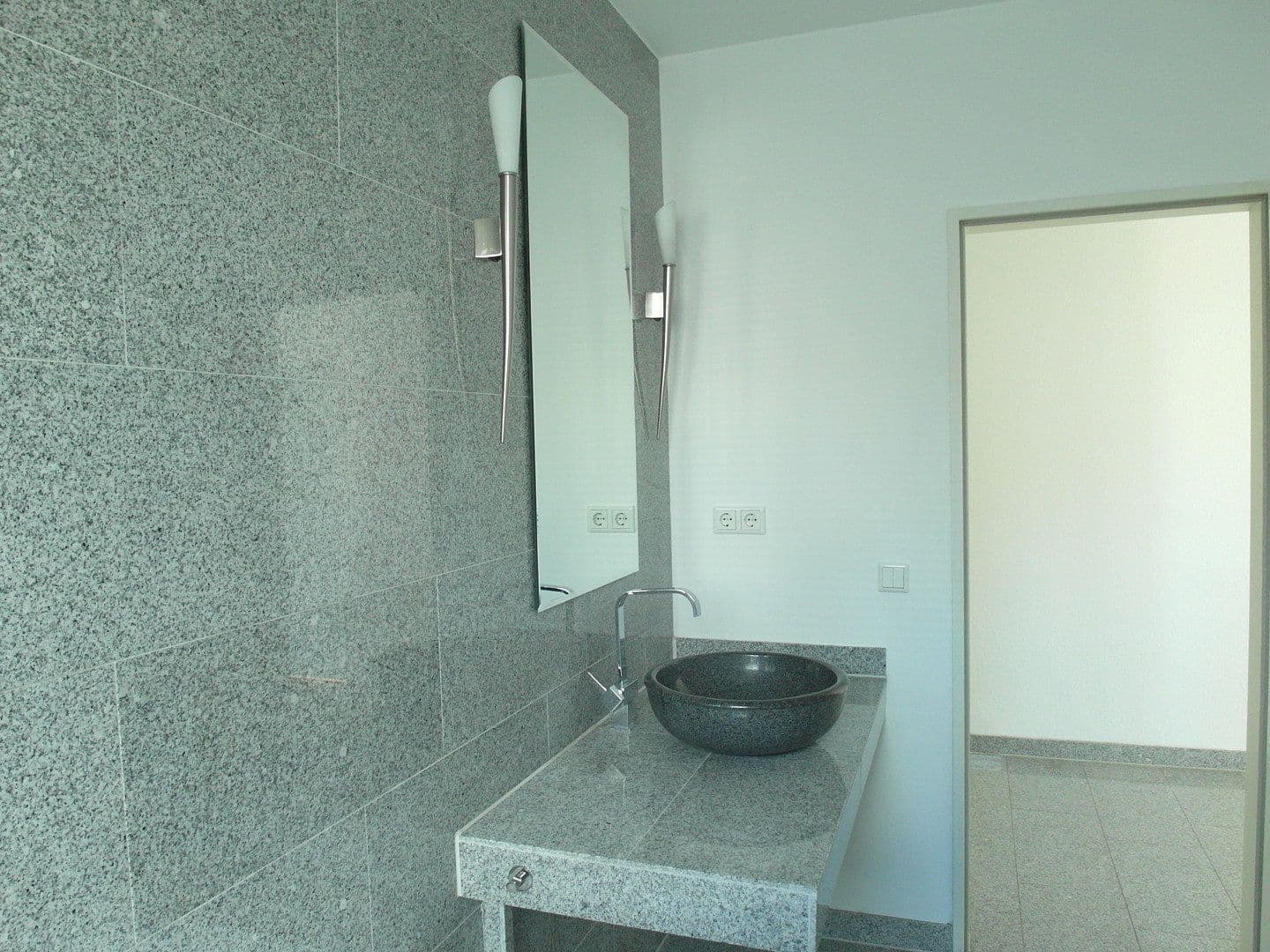 Pronájem bytu 5+1 174 m², Neusser Straße 26b, Meerbusch, Severní Porýní-Vestfálsko Pronájem bytu 5+1 174 m², Neusser Straße 26b, Meerbusch, Severní Porýní-Vestfálsko