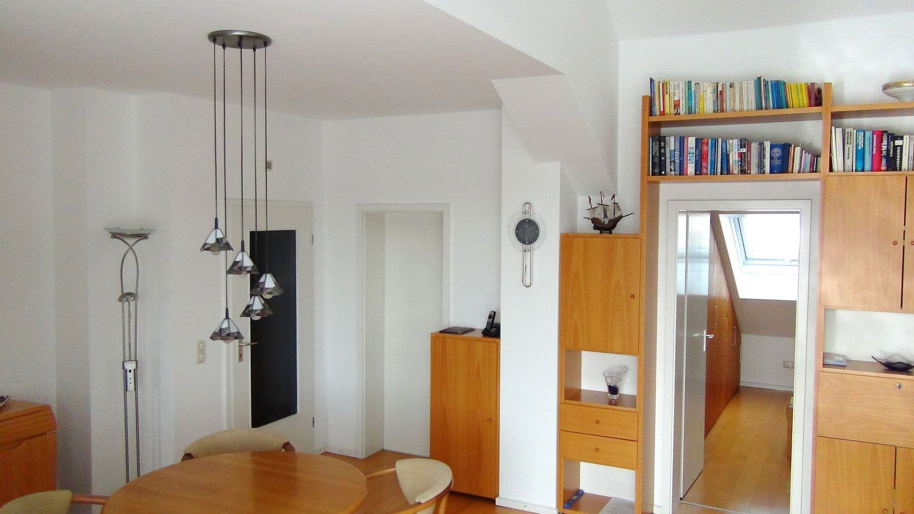 Pronájem bytu 2+1 63 m², Hauptstraße 31a, Unterhaching, Bavorsko Pronájem bytu 2+1 63 m², Hauptstraße 31a, Unterhaching, Bavorsko