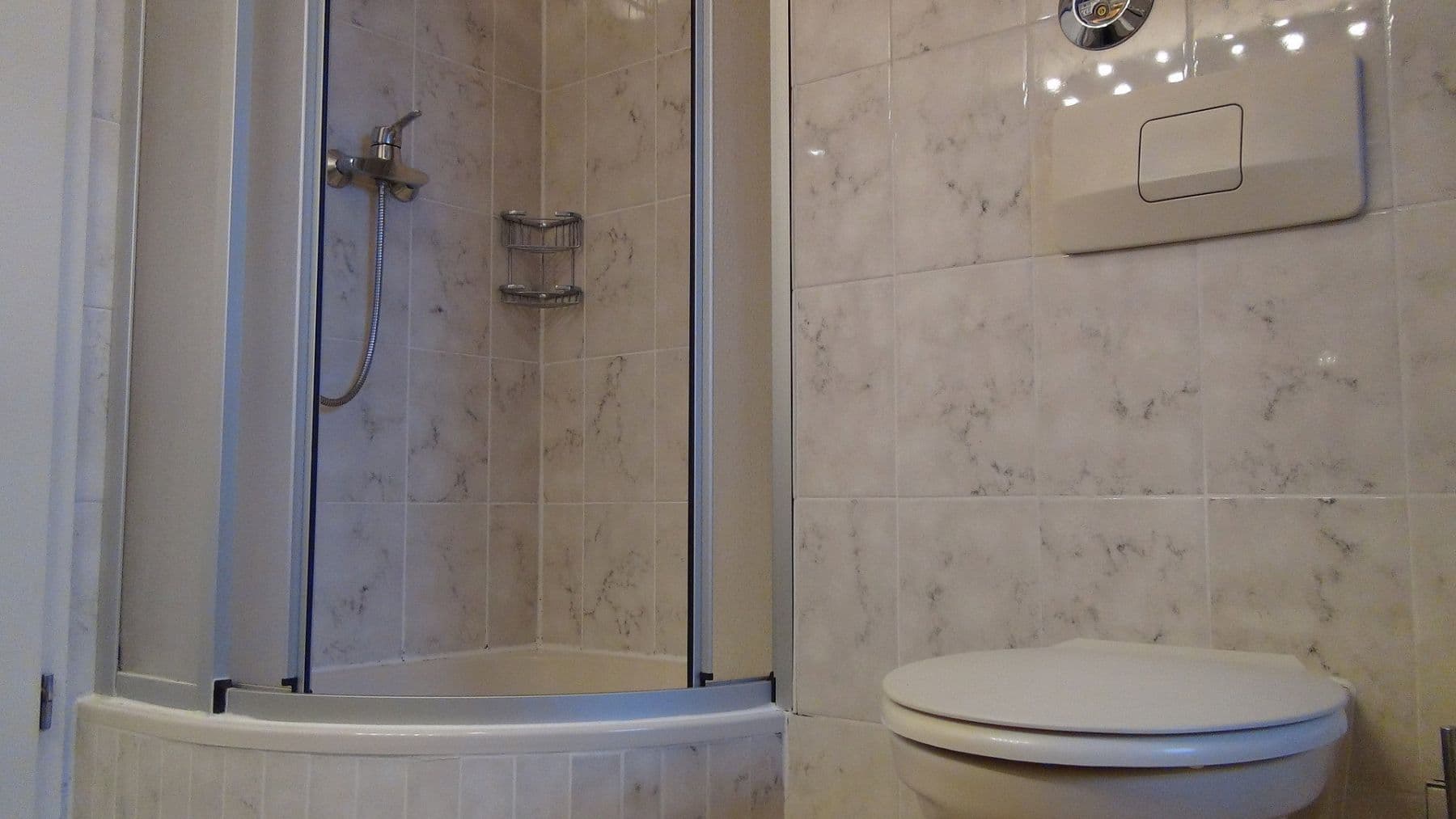 Pronájem bytu 2+1 63 m², Hauptstraße 31a, Unterhaching, Bavorsko Pronájem bytu 2+1 63 m², Hauptstraße 31a, Unterhaching, Bavorsko