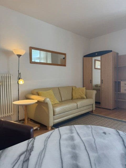 Pronájem bytu 1+1 32 m², Berlin, Berlín Pronájem bytu 1+1 32 m², Berlin, Berlín