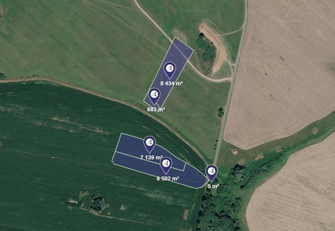 Prodej pozemku 192.872 m², Kovářov, Jihočeský kraj Prodej pozemku 192.872 m², Kovářov, Jihočeský kraj