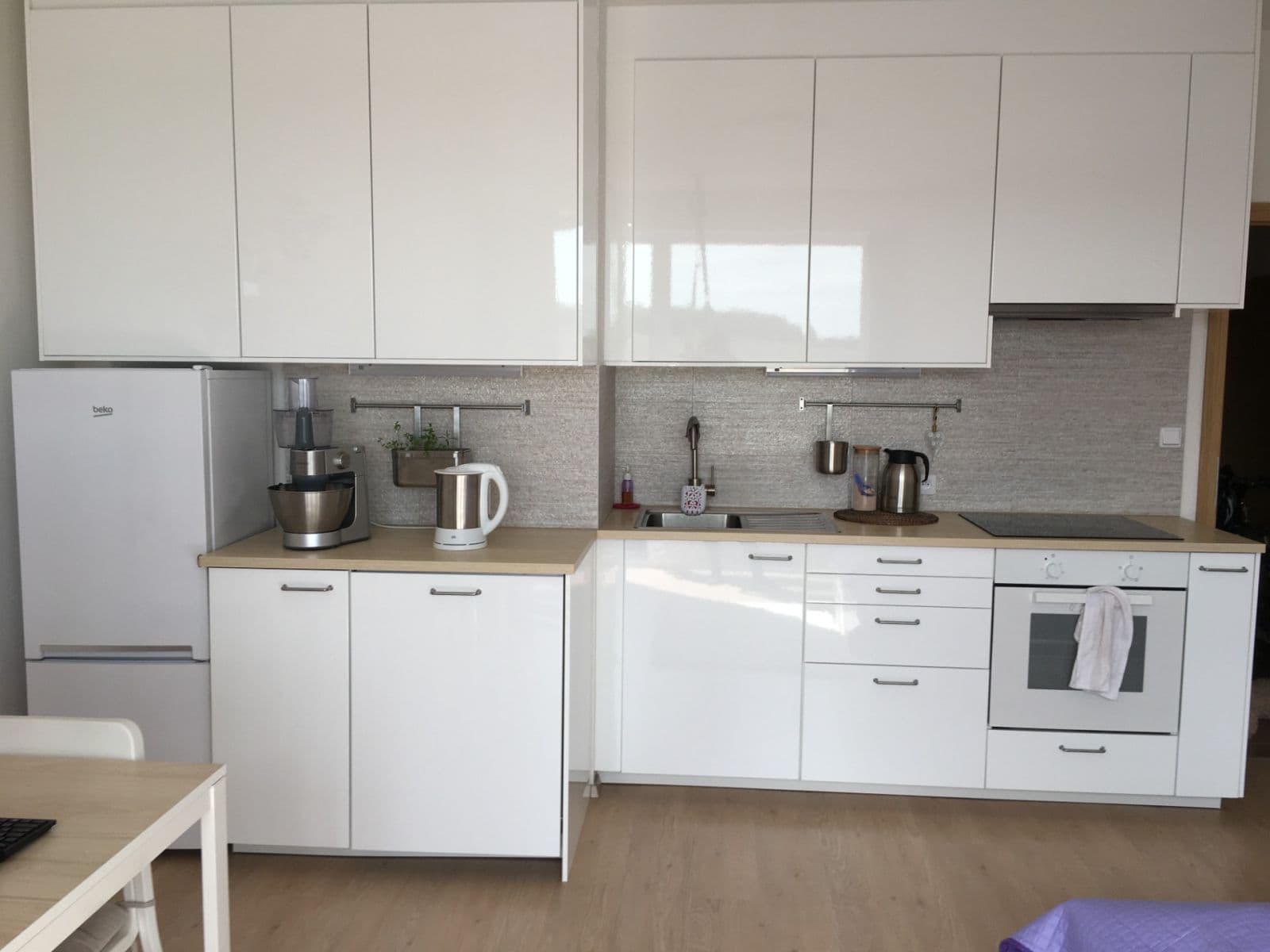 Pronájem bytu 1+kk 30 m², Ječná, Hostivice, Středočeský kraj Pronájem bytu 1+kk 30 m², Ječná, Hostivice, Středočeský kraj