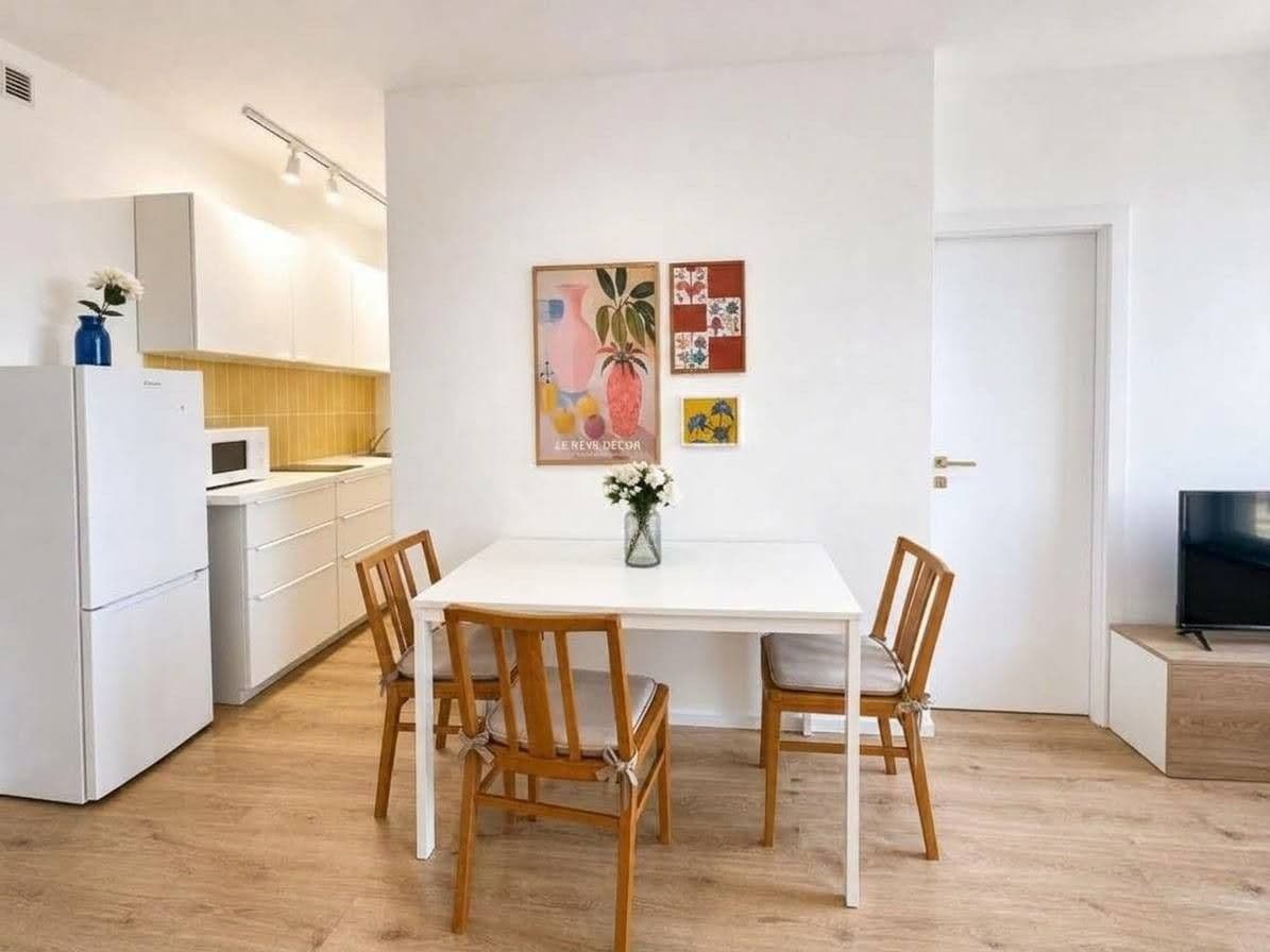 Pronájem bytu 2+kk 39 m², U Komína, Praha, Praha Pronájem bytu 2+kk 39 m², U Komína, Praha, Praha