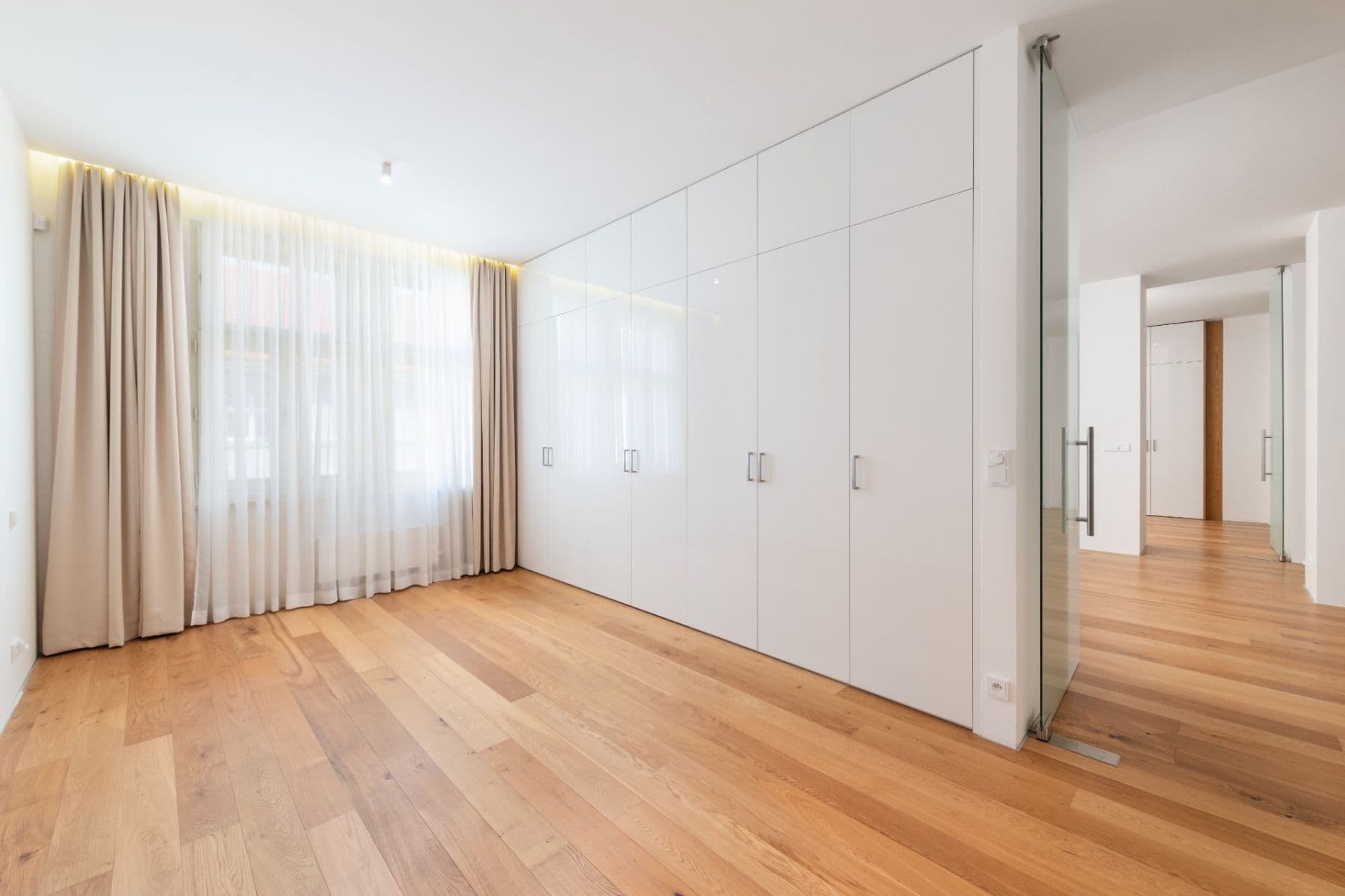 Pronájem bytu 5+kk 184 m², Laubova, Praha, Praha Pronájem bytu 5+kk 184 m², Laubova, Praha, Praha