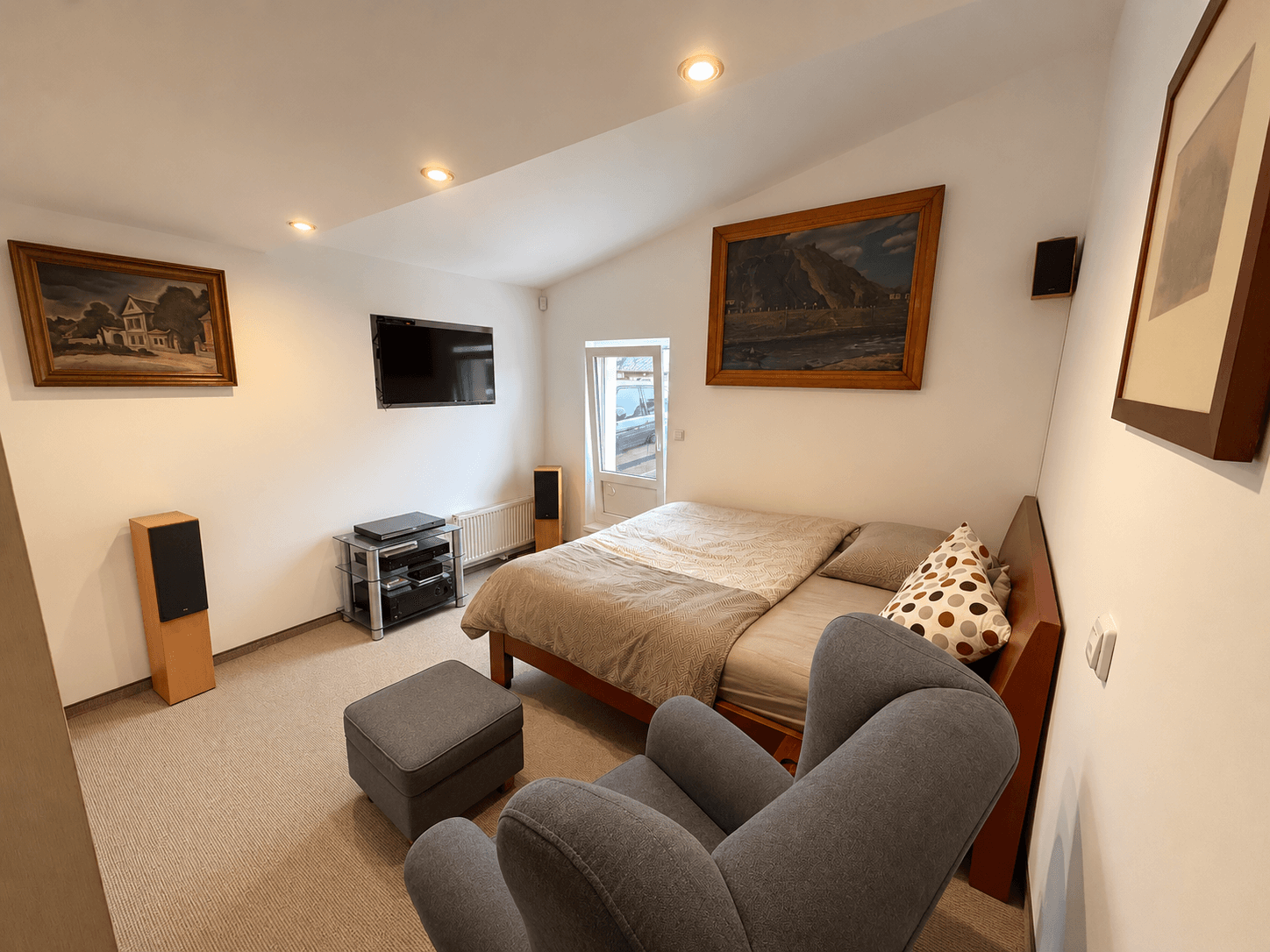 Prodej domu 200 m², pozemek 500 m², Komorní Dvůr, Cheb, Karlovarský kraj Prodej domu 200 m², pozemek 500 m², Komorní Dvůr, Cheb, Karlovarský kraj