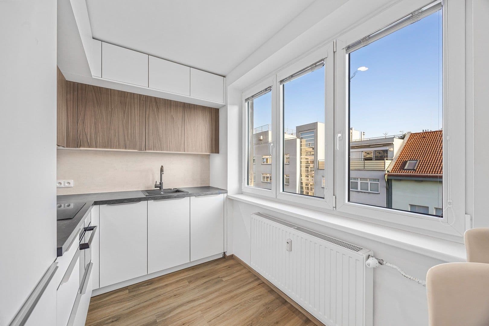 Pronájem bytu 1+1 32 m², Drahobejlova, Praha, Praha Pronájem bytu 1+1 32 m², Drahobejlova, Praha, Praha
