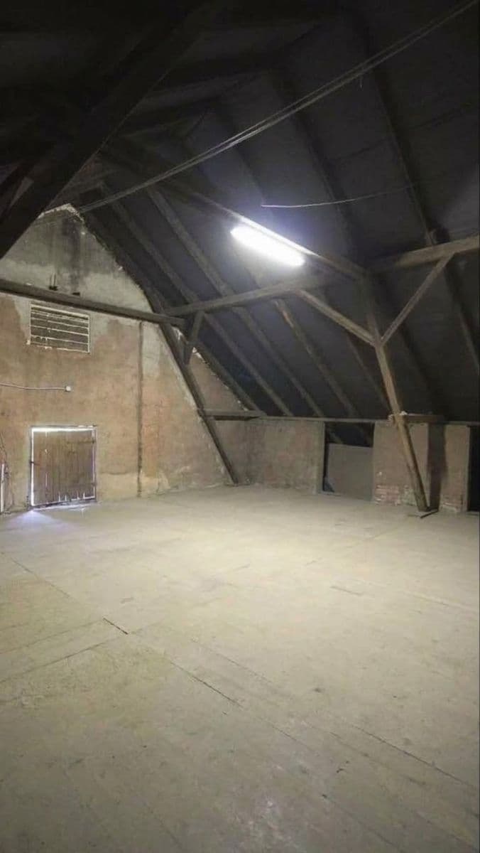 Prodej nebytového prostoru 850 m², Psáry, Středočeský kraj Prodej nebytového prostoru 850 m², Psáry, Středočeský kraj