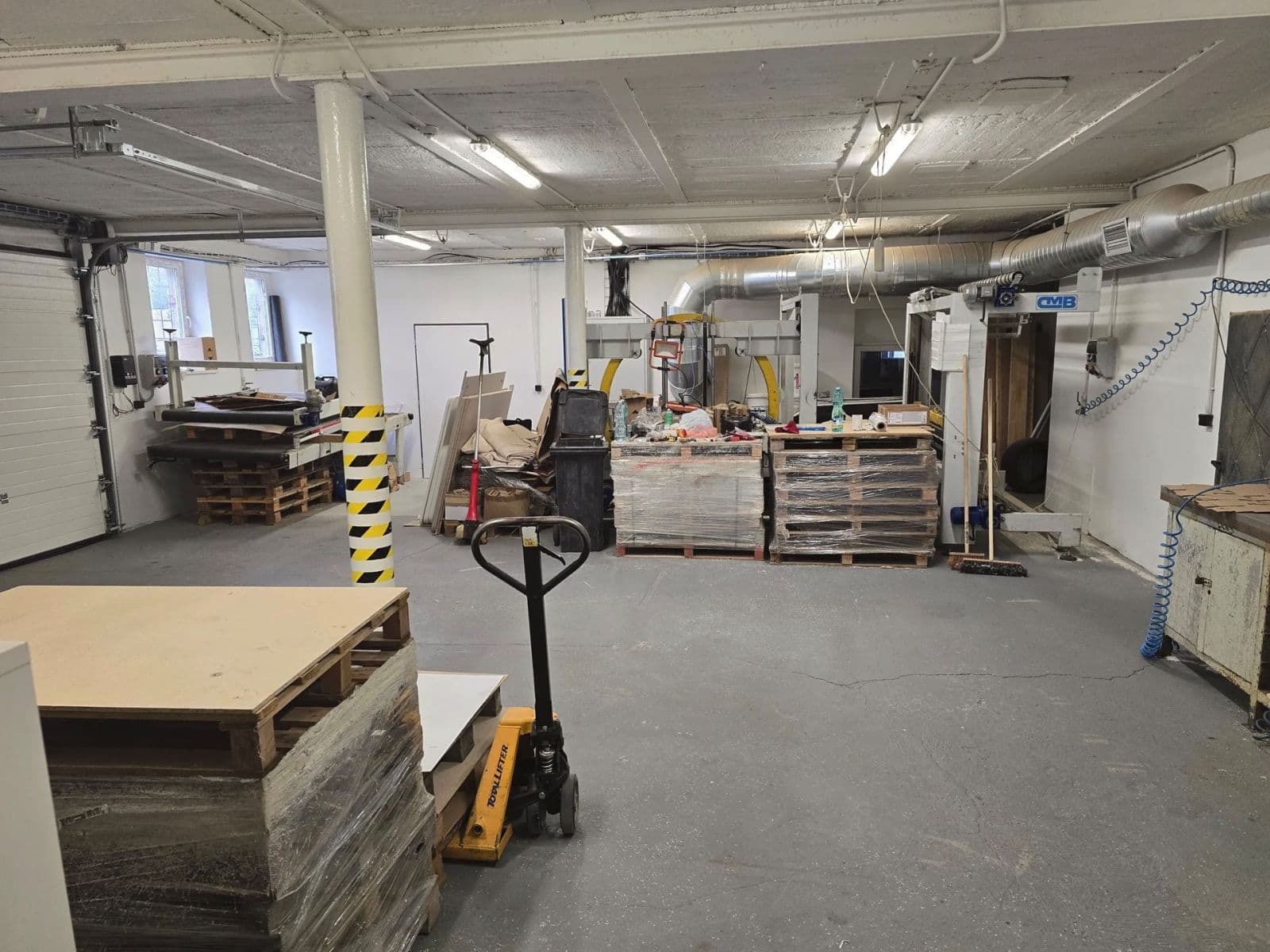 Prodej nebytového prostoru 850 m², Psáry, Středočeský kraj Prodej nebytového prostoru 850 m², Psáry, Středočeský kraj