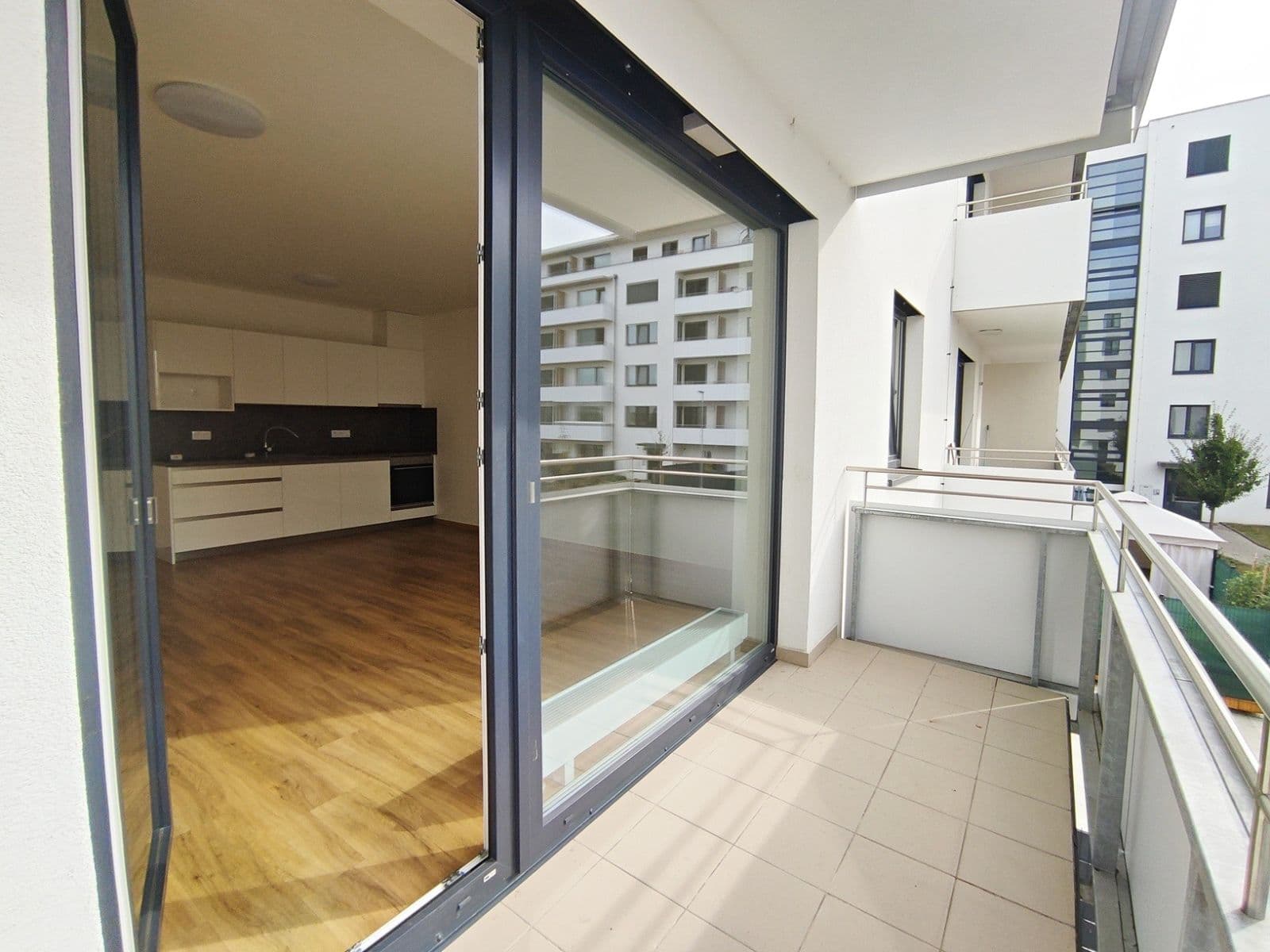 Pronájem bytu 1+kk 37 m², Jižní, Brno, Jihomoravský kraj Pronájem bytu 1+kk 37 m², Jižní, Brno, Jihomoravský kraj