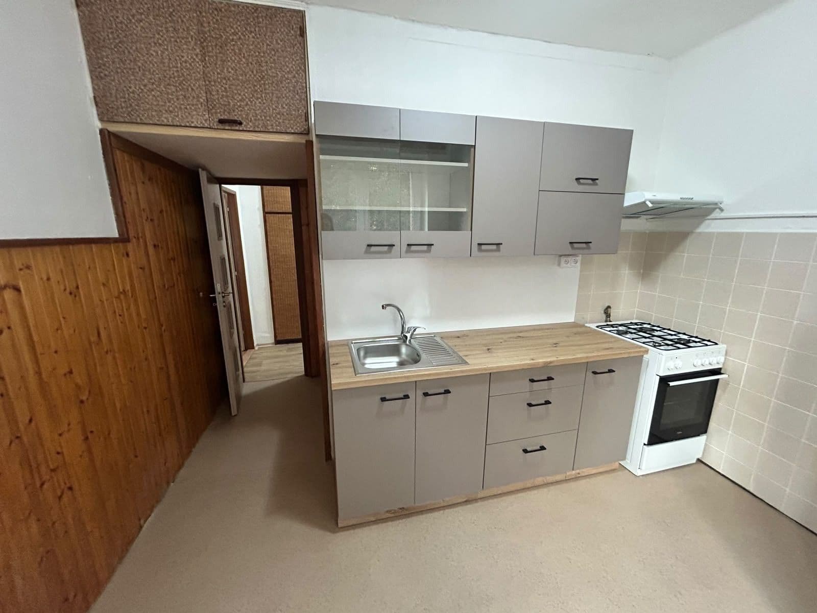 Pronájem bytu 2+1 52 m², Malovická, Praha, Praha Pronájem bytu 2+1 52 m², Malovická, Praha, Praha