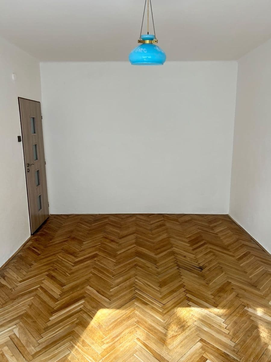 Pronájem bytu 2+1 52 m², Malovická, Praha, Praha Pronájem bytu 2+1 52 m², Malovická, Praha, Praha