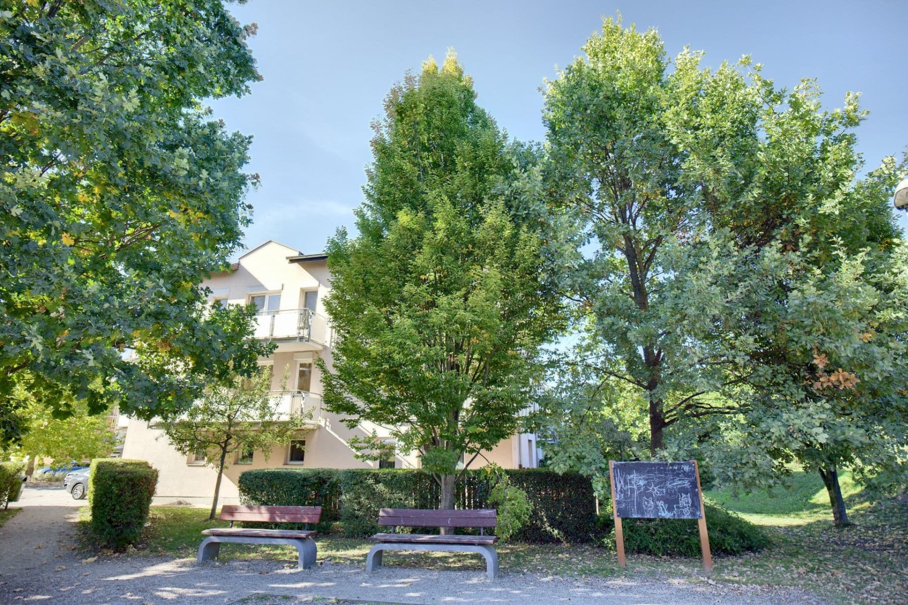 Pronájem bytu 3+kk 95 m², Rozmarýnová, Brandýs nad Labem-Stará Boleslav, Středočeský kraj Pronájem bytu 3+kk 95 m², Rozmarýnová, Brandýs nad Labem-Stará Boleslav, Středočeský kraj