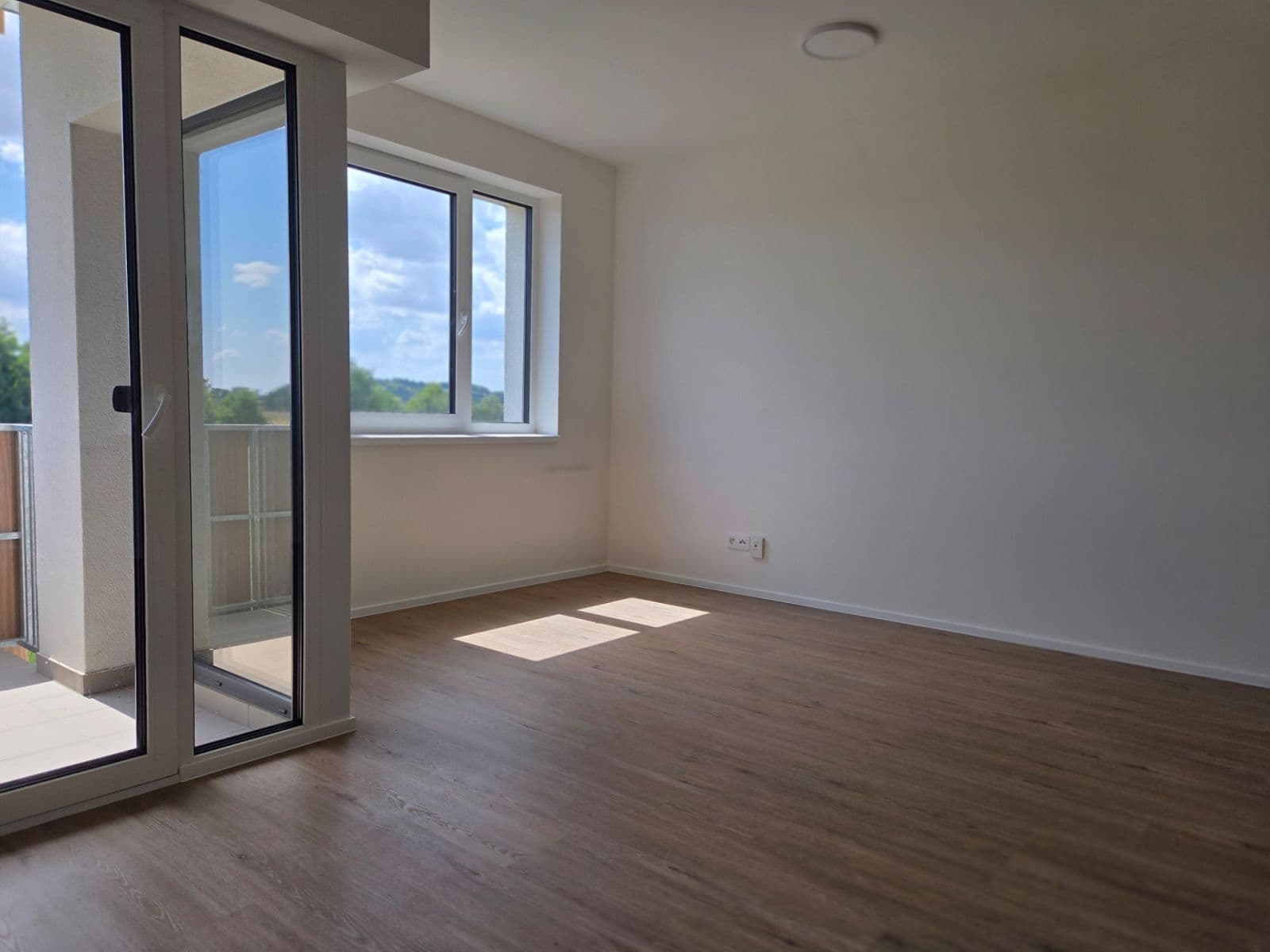 Pronájem bytu 1+kk 40 m², Loudova, Olomouc, Olomoucký kraj Pronájem bytu 1+kk 40 m², Loudova, Olomouc, Olomoucký kraj