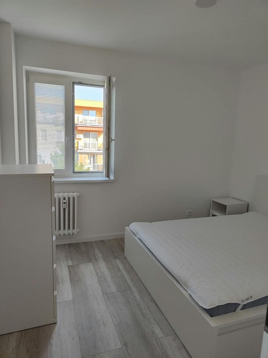 Pronájem bytu 3+1 60 m², Muškátová, Ružinov, Bratislavský kraj Pronájem bytu 3+1 60 m², Muškátová, Ružinov, Bratislavský kraj