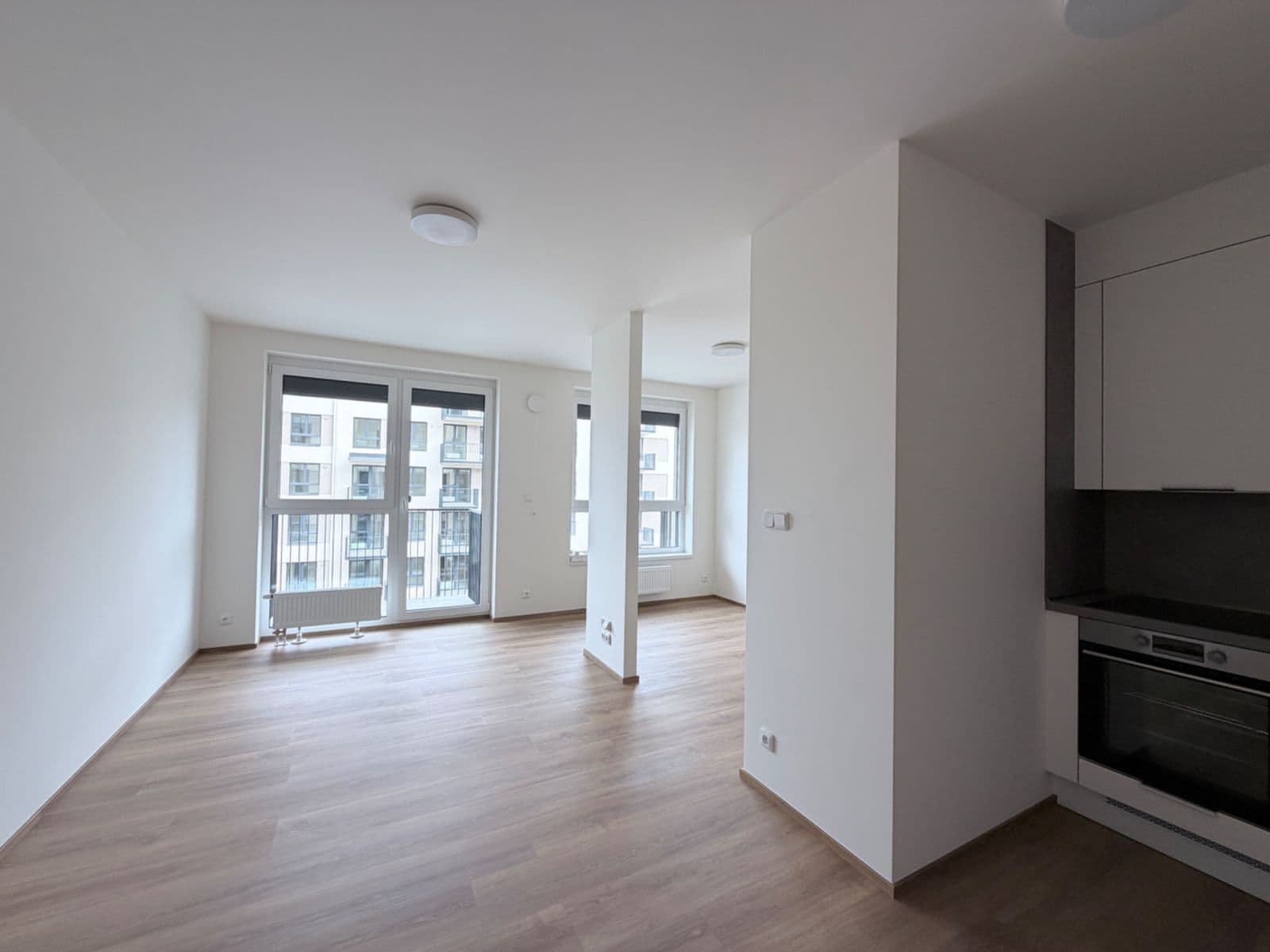 Pronájem bytu 1+kk 38 m², Nádražní, Kralupy nad Vltavou, Středočeský kraj Pronájem bytu 1+kk 38 m², Nádražní, Kralupy nad Vltavou, Středočeský kraj