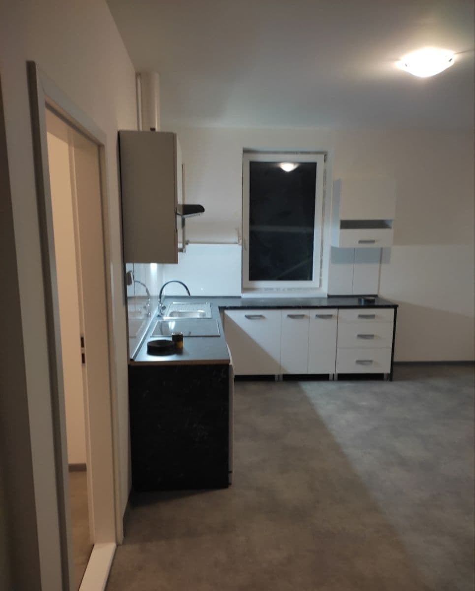 Pronájem bytu 2+kk 63 m², Frýdlantská, Chrastava, Liberecký kraj Pronájem bytu 2+kk 63 m², Frýdlantská, Chrastava, Liberecký kraj