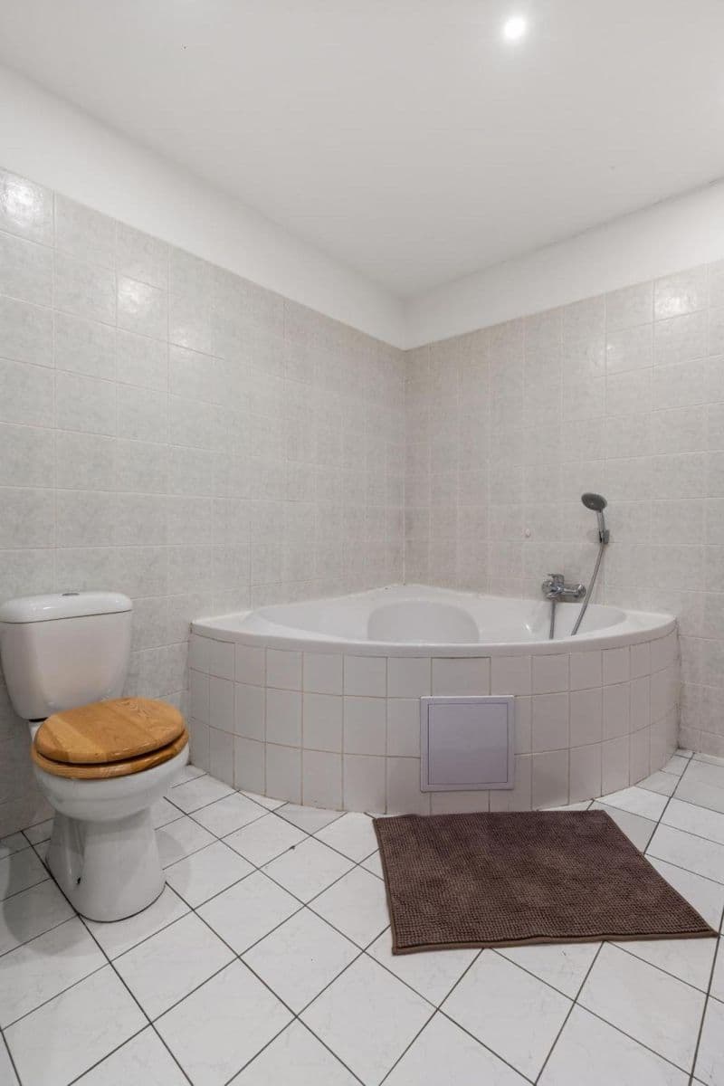 Pronájem bytu 129 m², Matoušova, Praha, Praha Pronájem bytu 129 m², Matoušova, Praha, Praha