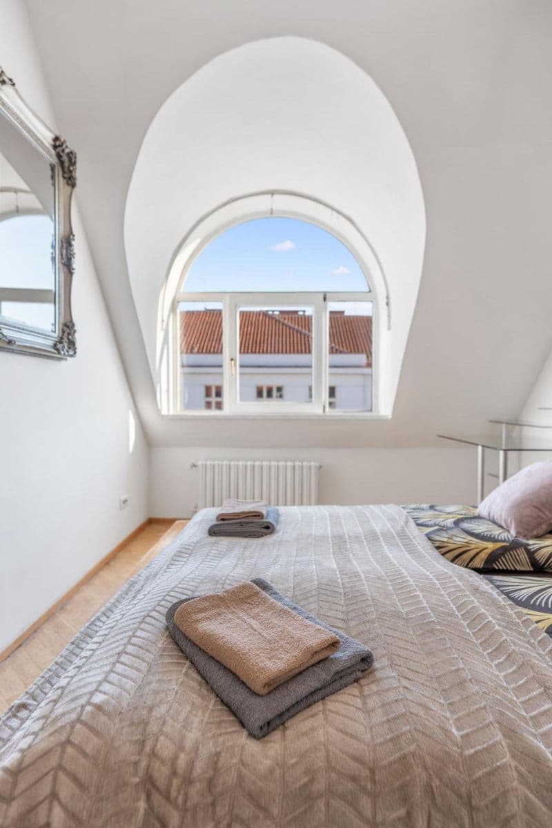 Pronájem bytu 129 m², Matoušova, Praha, Praha Pronájem bytu 129 m², Matoušova, Praha, Praha
