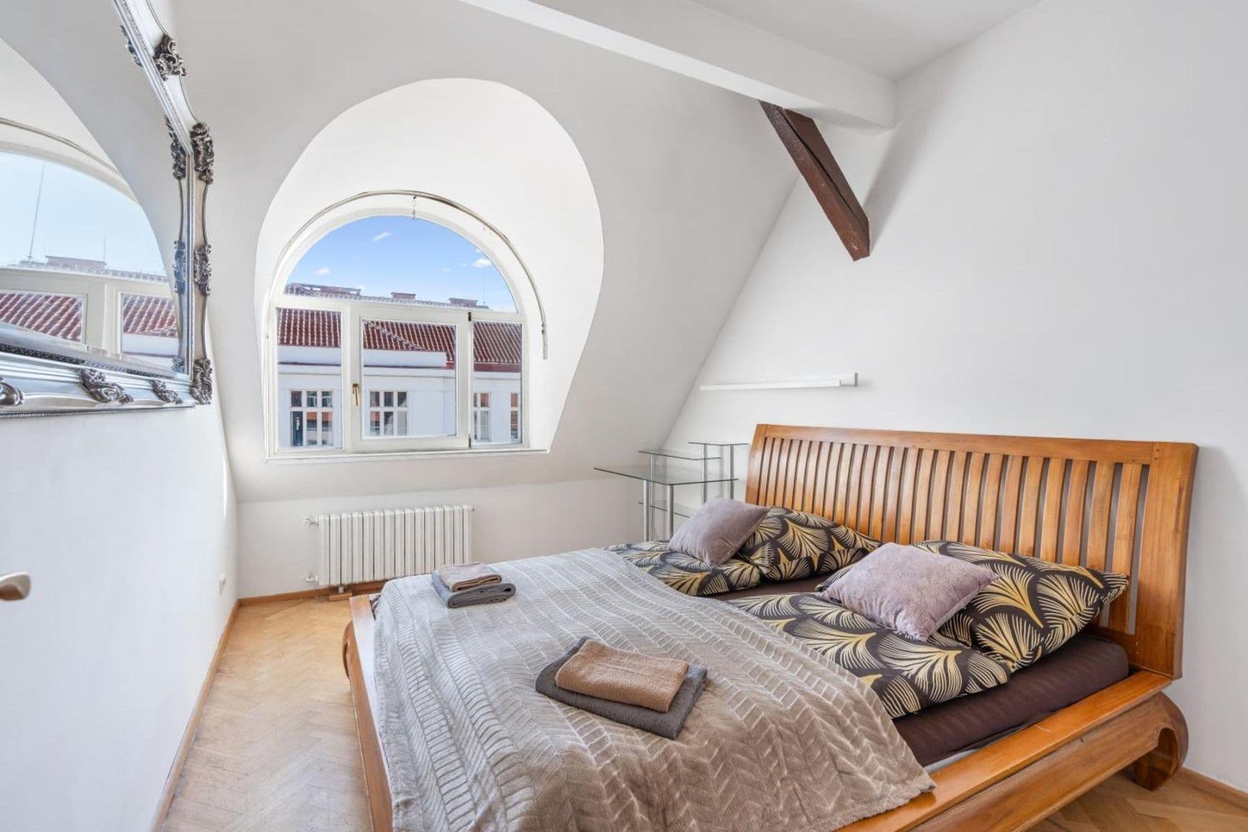 Pronájem bytu 129 m², Matoušova, Praha, Praha Pronájem bytu 129 m², Matoušova, Praha, Praha