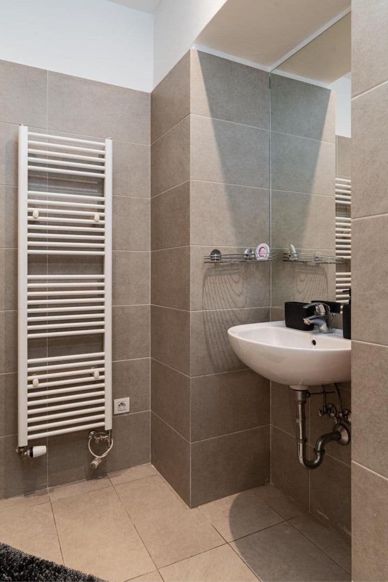 Pronájem bytu 156 m², Ortenovo náměstí, Praha, Praha Pronájem bytu 156 m², Ortenovo náměstí, Praha, Praha