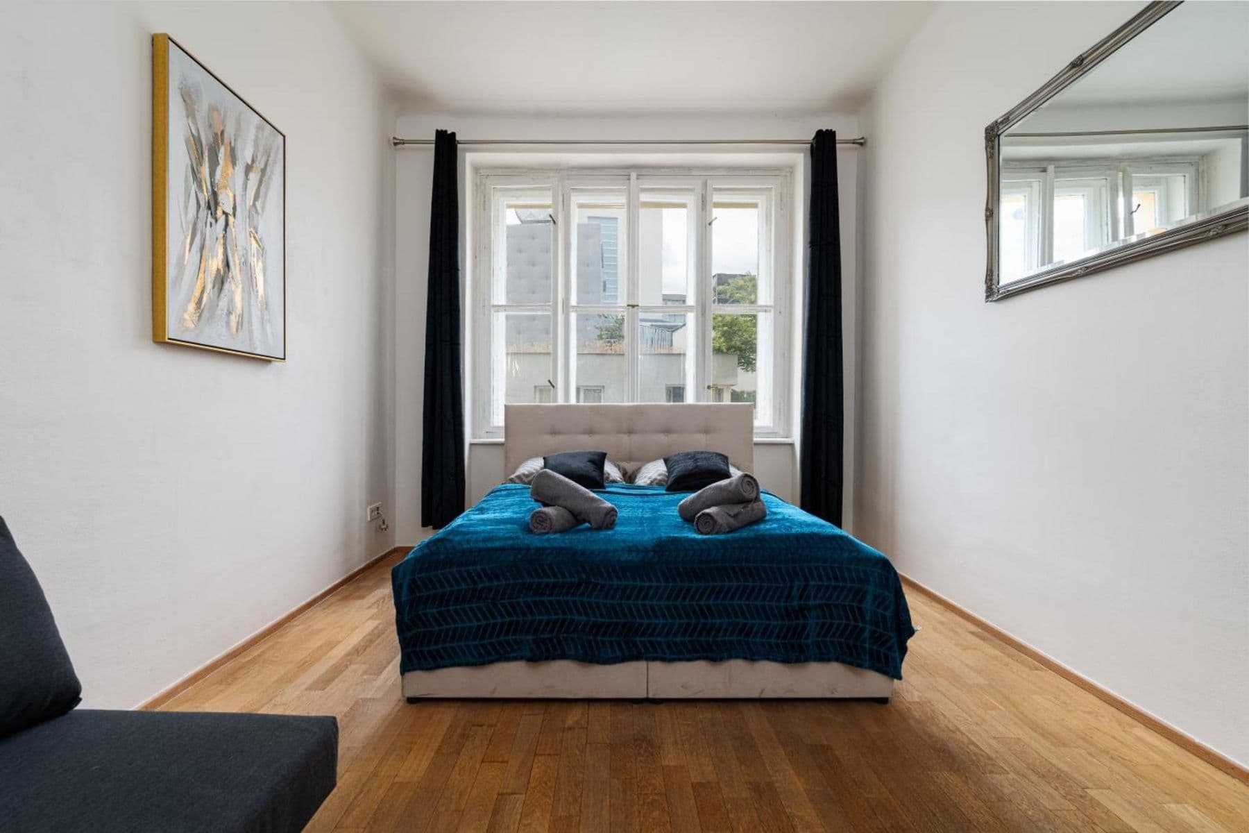 Pronájem bytu 156 m², Ortenovo náměstí, Praha, Praha Pronájem bytu 156 m², Ortenovo náměstí, Praha, Praha