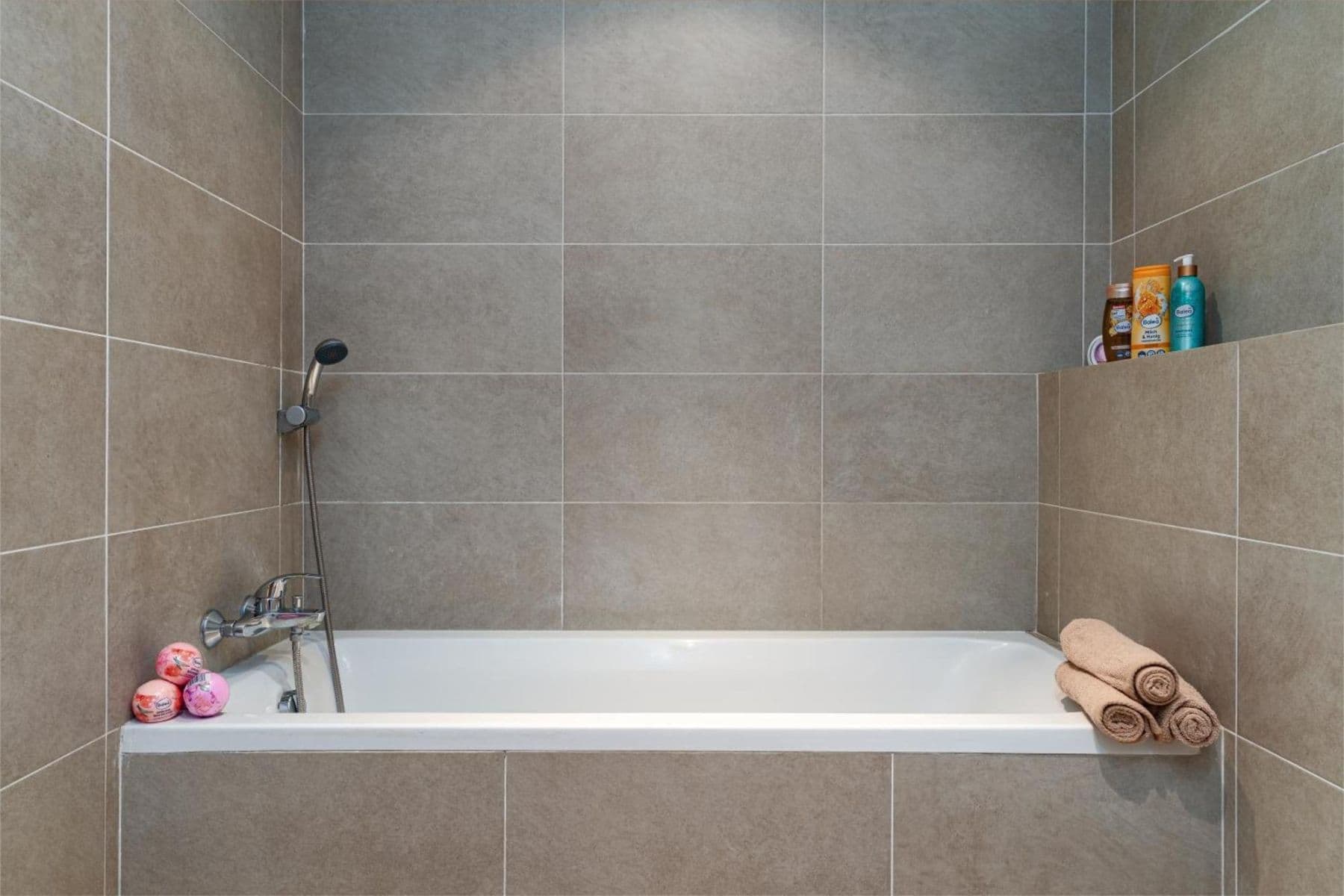 Pronájem bytu 156 m², Ortenovo náměstí, Praha, Praha Pronájem bytu 156 m², Ortenovo náměstí, Praha, Praha