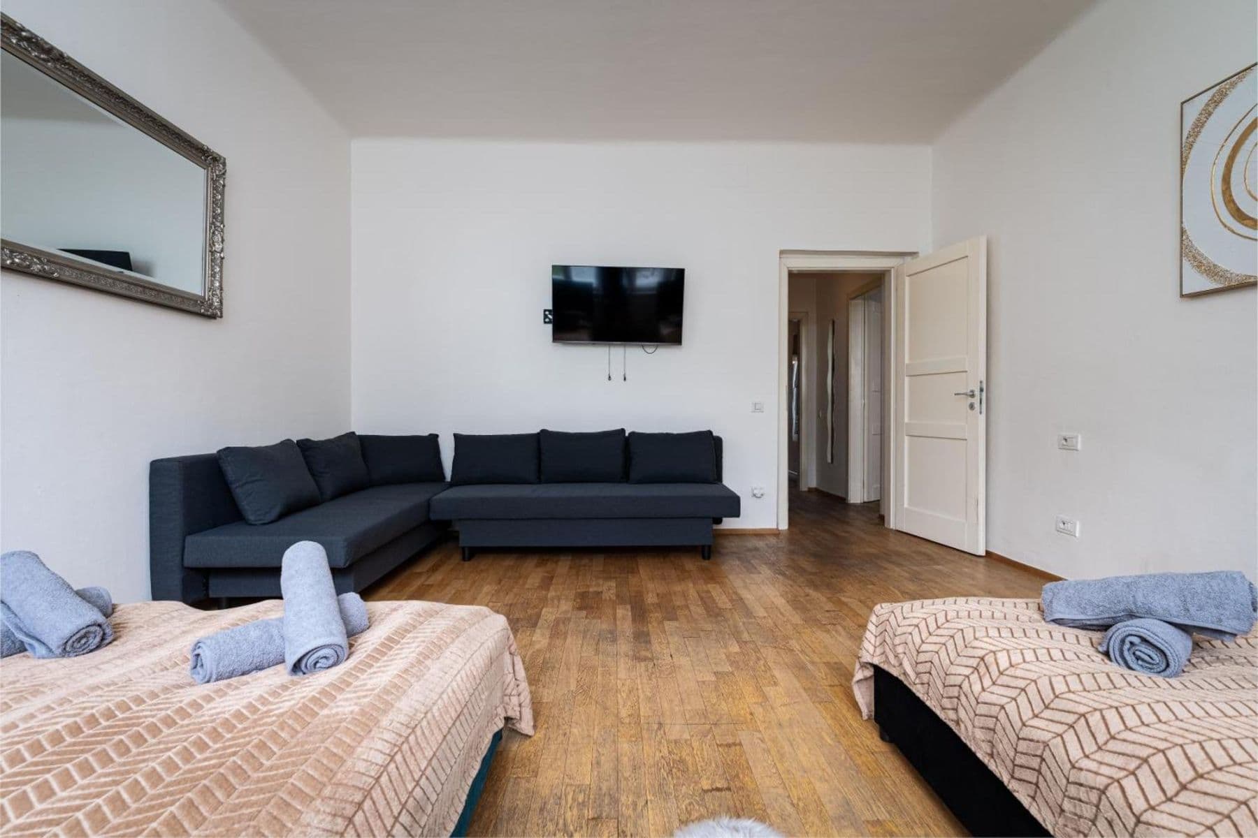 Pronájem bytu 156 m², Ortenovo náměstí, Praha, Praha Pronájem bytu 156 m², Ortenovo náměstí, Praha, Praha