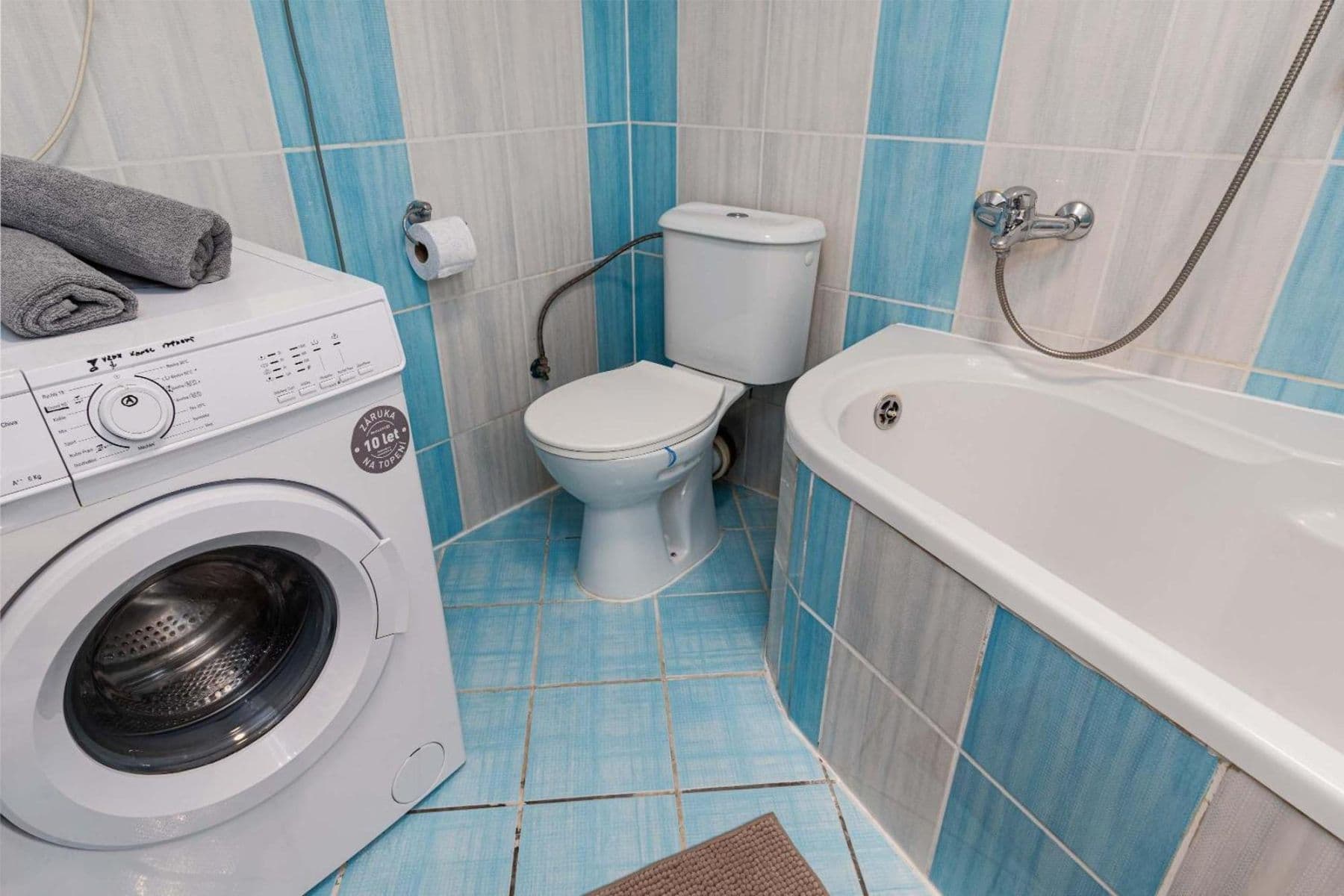 Pronájem bytu 134 m², Wenzigova, Praha, Praha Pronájem bytu 134 m², Wenzigova, Praha, Praha