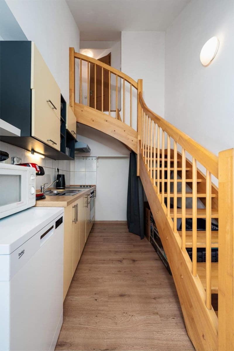 Pronájem bytu 134 m², Wenzigova, Praha, Praha Pronájem bytu 134 m², Wenzigova, Praha, Praha