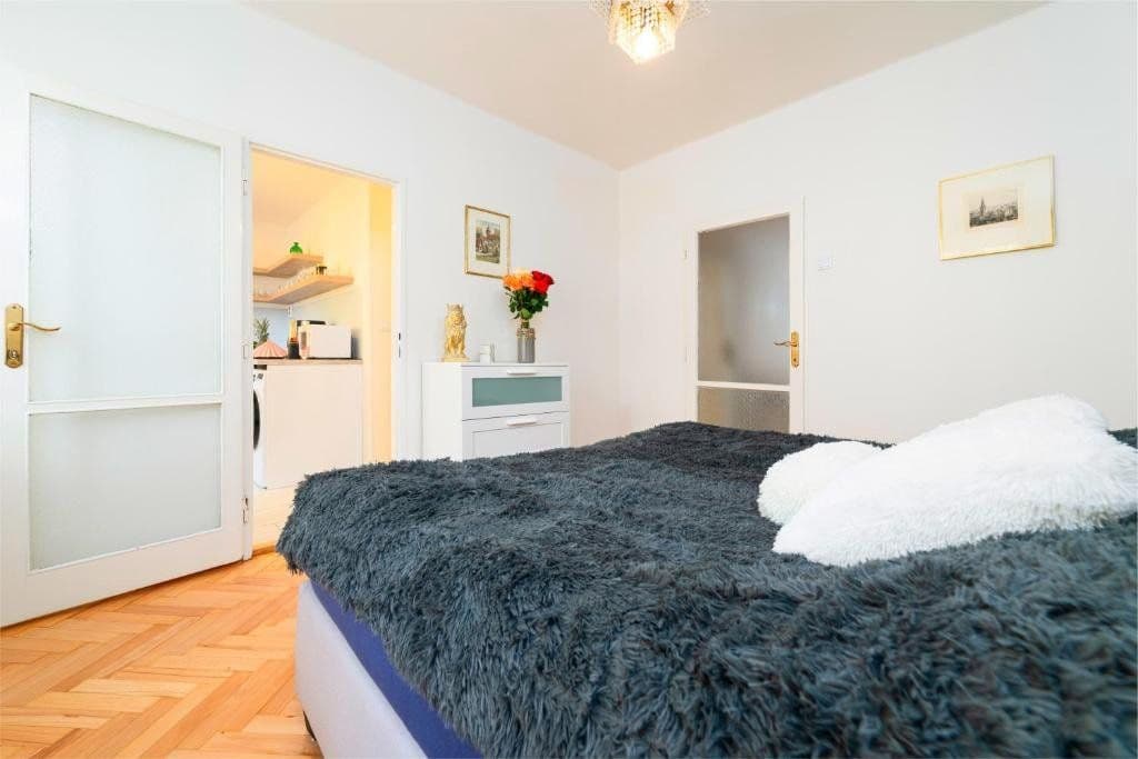 Pronájem bytu 98 m², Vinohradská, Praha, Praha Pronájem bytu 98 m², Vinohradská, Praha, Praha