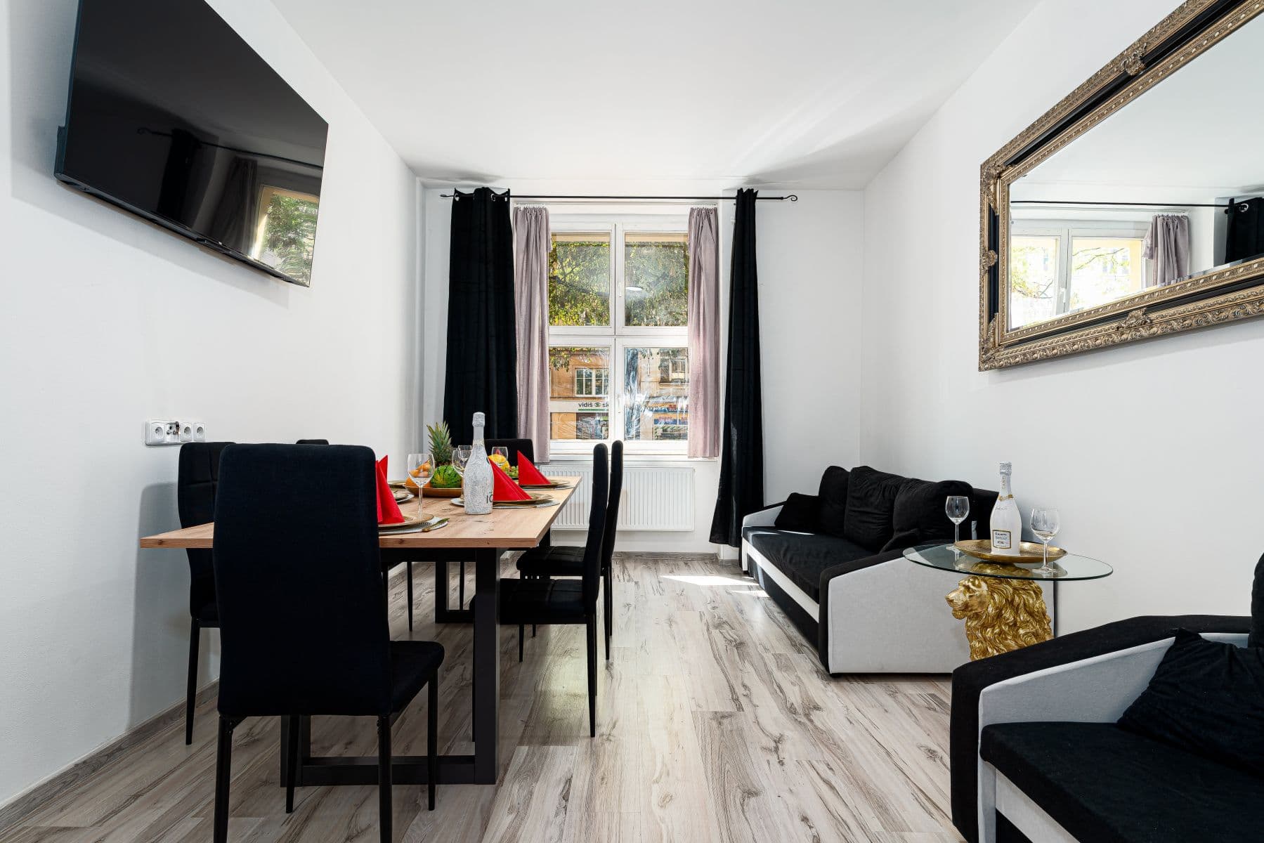 Pronájem bytu 152 m², Vinohradská, Praha, Praha Pronájem bytu 152 m², Vinohradská, Praha, Praha