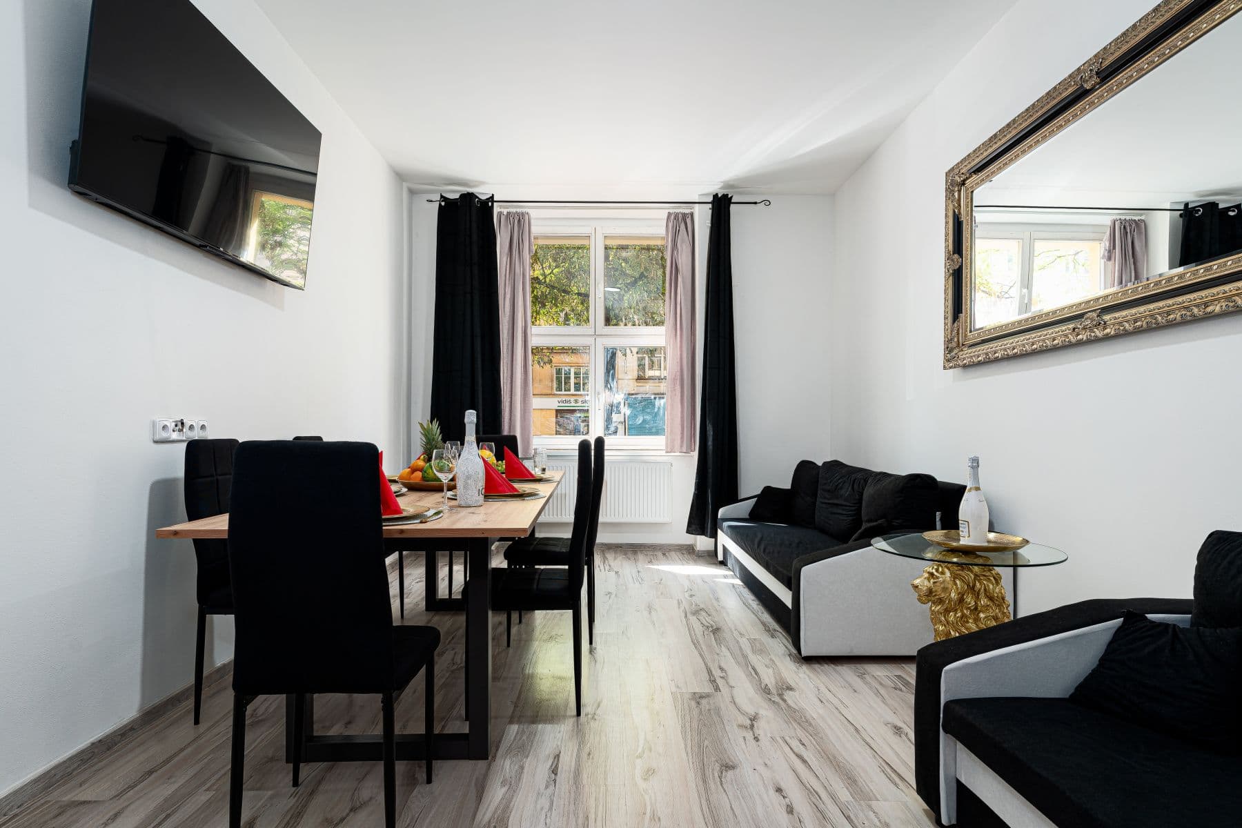 Pronájem bytu 152 m², Vinohradská, Praha, Praha Pronájem bytu 152 m², Vinohradská, Praha, Praha