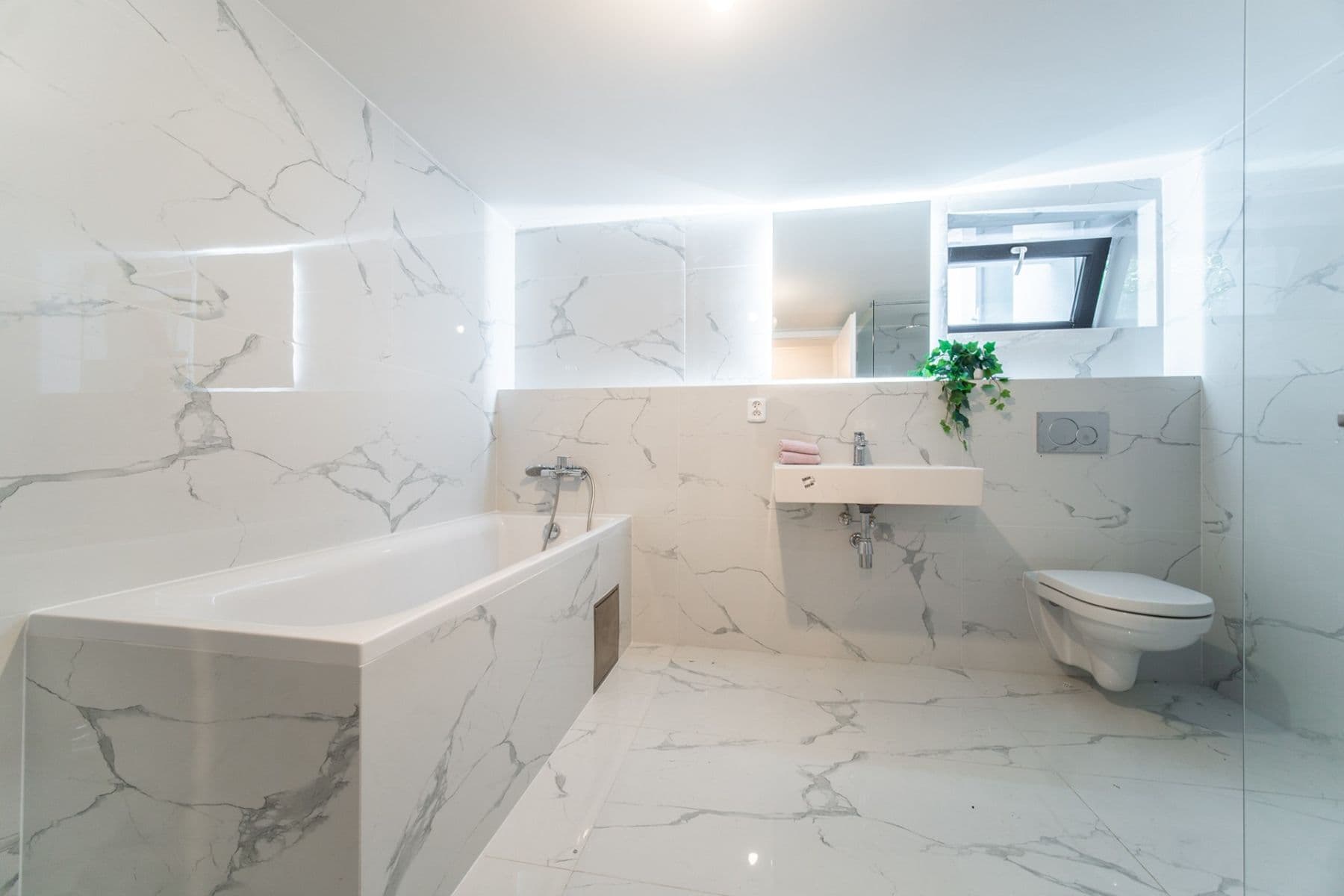 Pronájem bytu 3+kk 114 m², Pod Lesíkem, Praha, Praha Pronájem bytu 3+kk 114 m², Pod Lesíkem, Praha, Praha