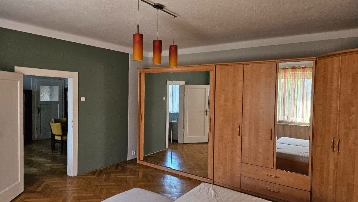 Pronájem bytu 5+1 120 m², U Bažantnice, Poděbrady, Středočeský kraj Pronájem bytu 5+1 120 m², U Bažantnice, Poděbrady, Středočeský kraj