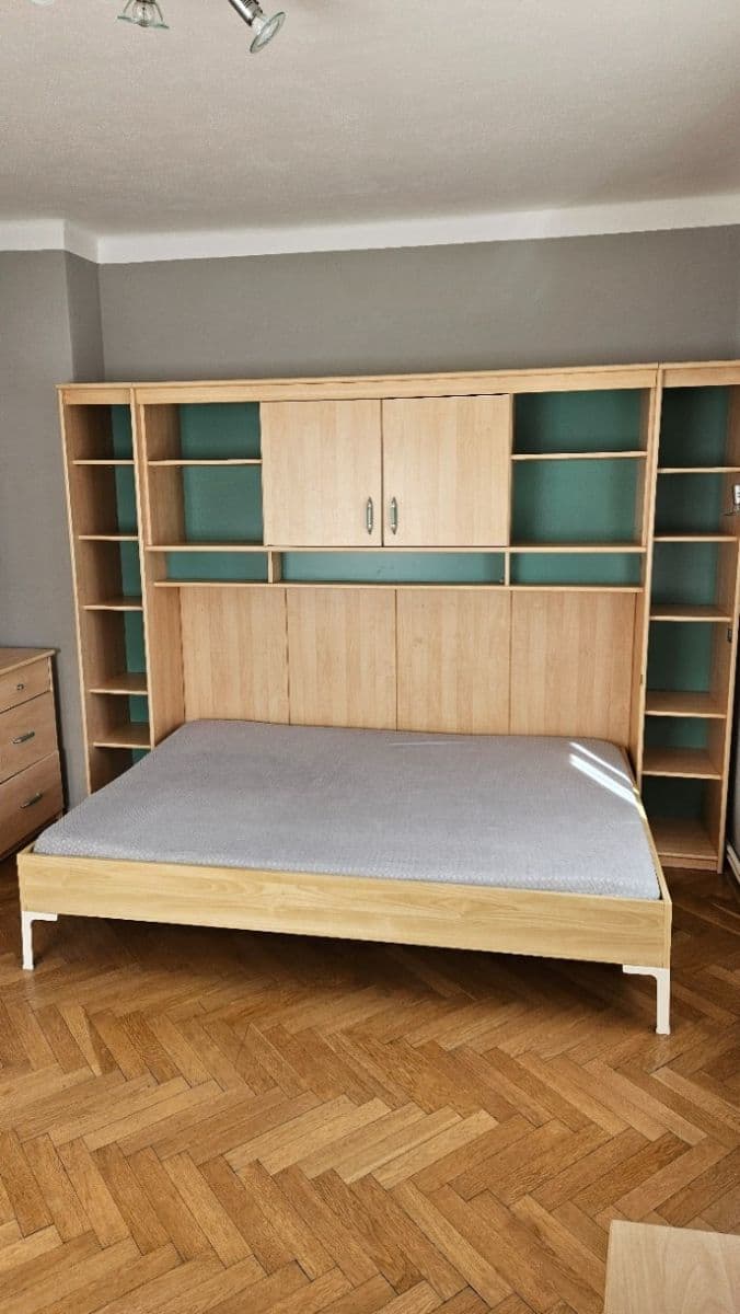 Pronájem bytu 5+1 120 m², U Bažantnice, Poděbrady, Středočeský kraj Pronájem bytu 5+1 120 m², U Bažantnice, Poděbrady, Středočeský kraj
