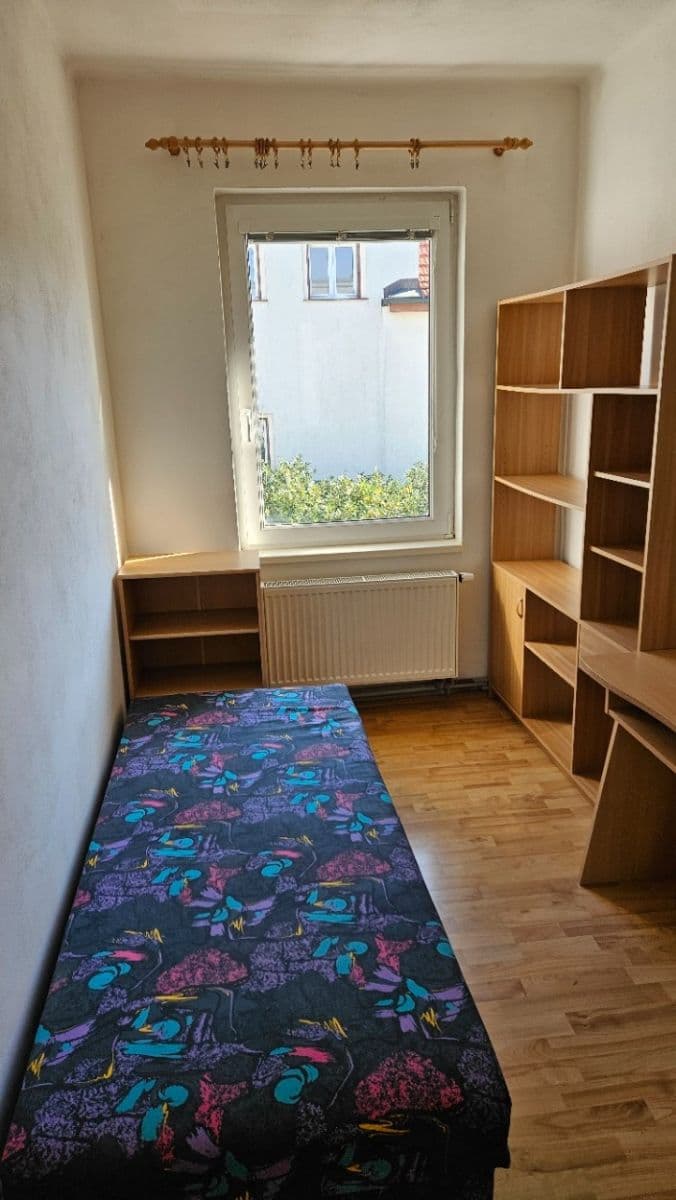 Pronájem bytu 5+1 120 m², U Bažantnice, Poděbrady, Středočeský kraj Pronájem bytu 5+1 120 m², U Bažantnice, Poděbrady, Středočeský kraj