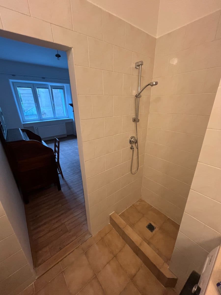 Pronájem bytu 2+kk 58 m², U Kublova, Praha, Praha Pronájem bytu 2+kk 58 m², U Kublova, Praha, Praha