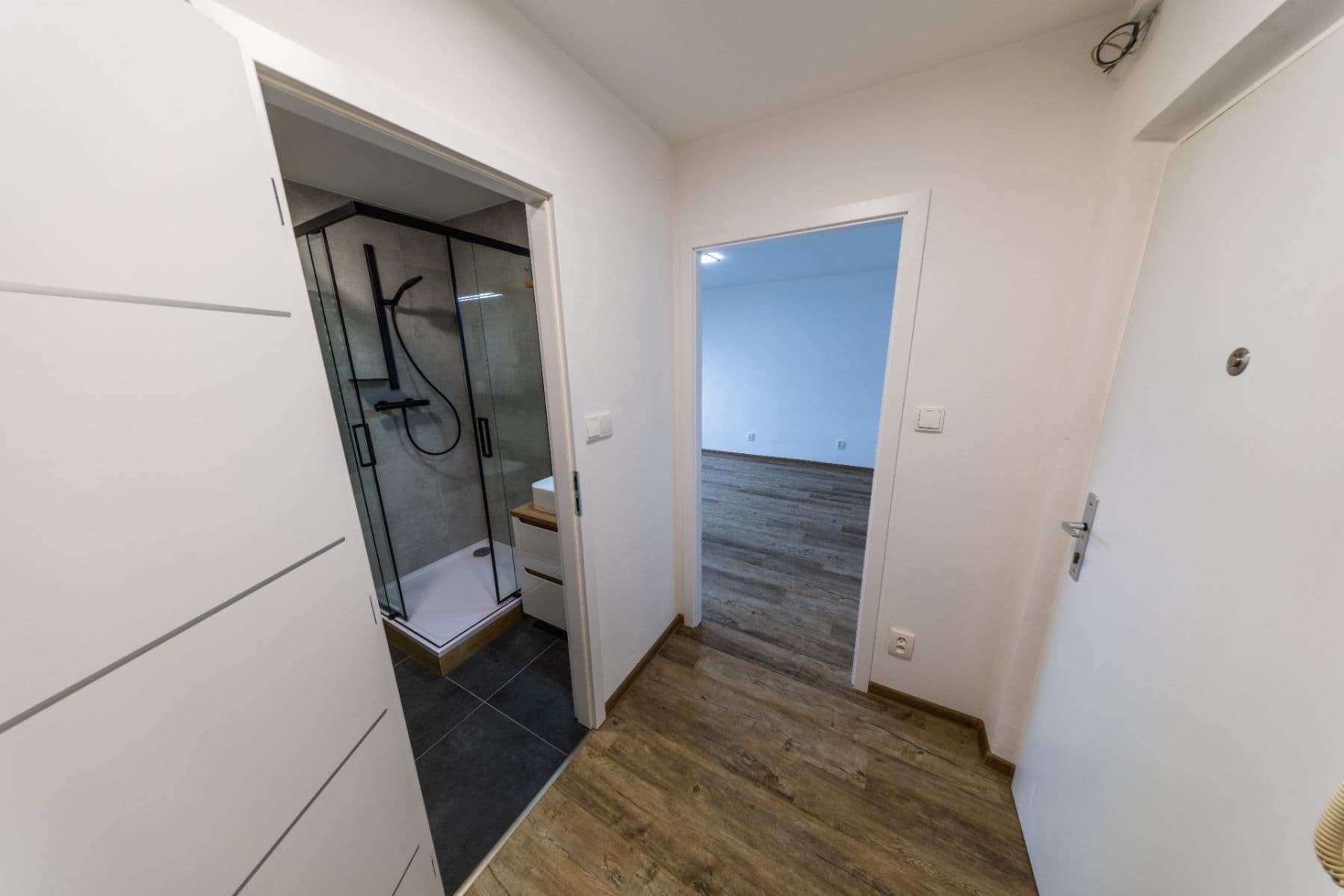 Prodej bytu 1+kk 28 m², Bělehradská, Pardubice, Pardubický kraj Prodej bytu 1+kk 28 m², Bělehradská, Pardubice, Pardubický kraj